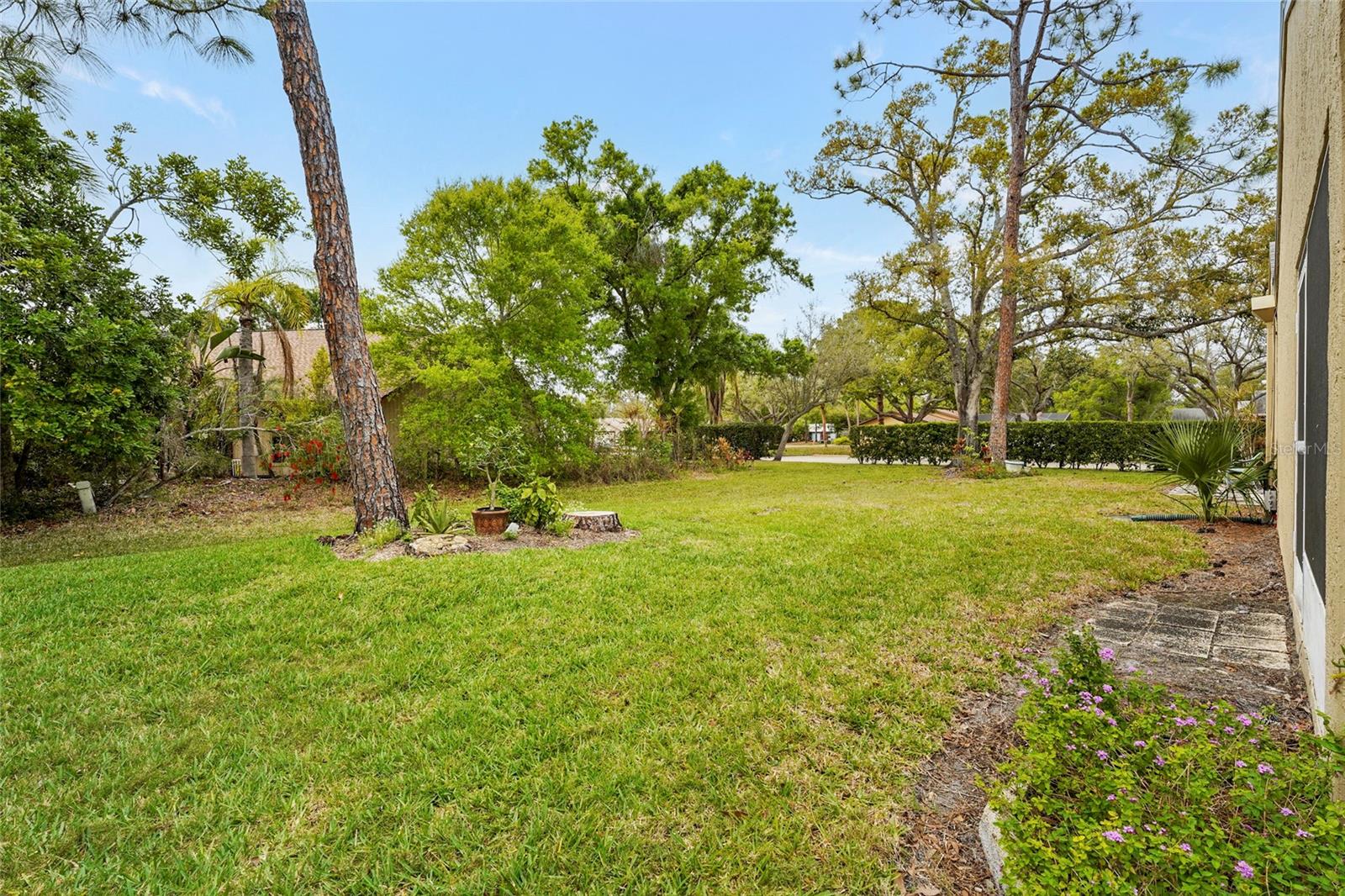 Image 12 of 54 For 396 Chartley Court S