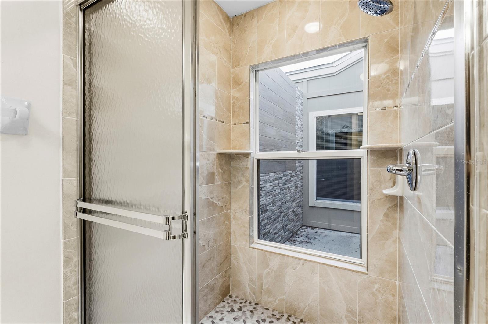 Image 32 of 54 For 396 Chartley Court S