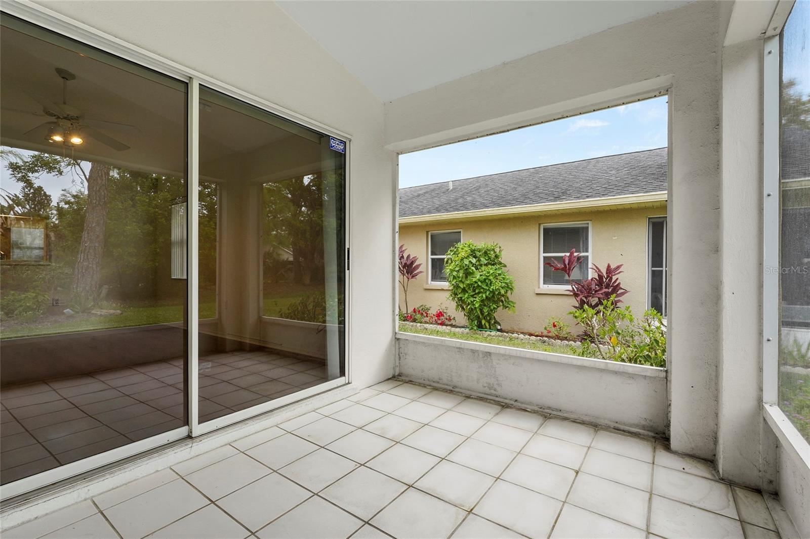 Image 39 of 54 For 396 Chartley Court S