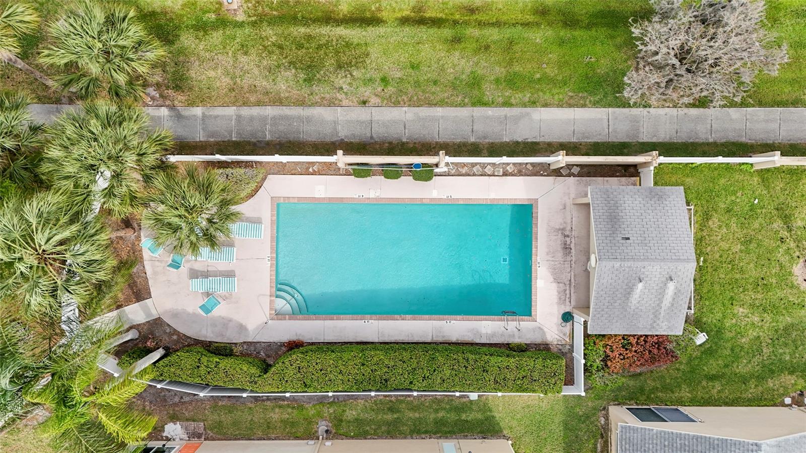 Image 53 of 54 For 396 Chartley Court S