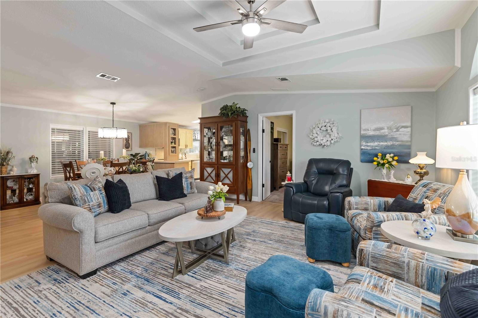 Image 12 of 33 For 8521 Countess Avenue Circle