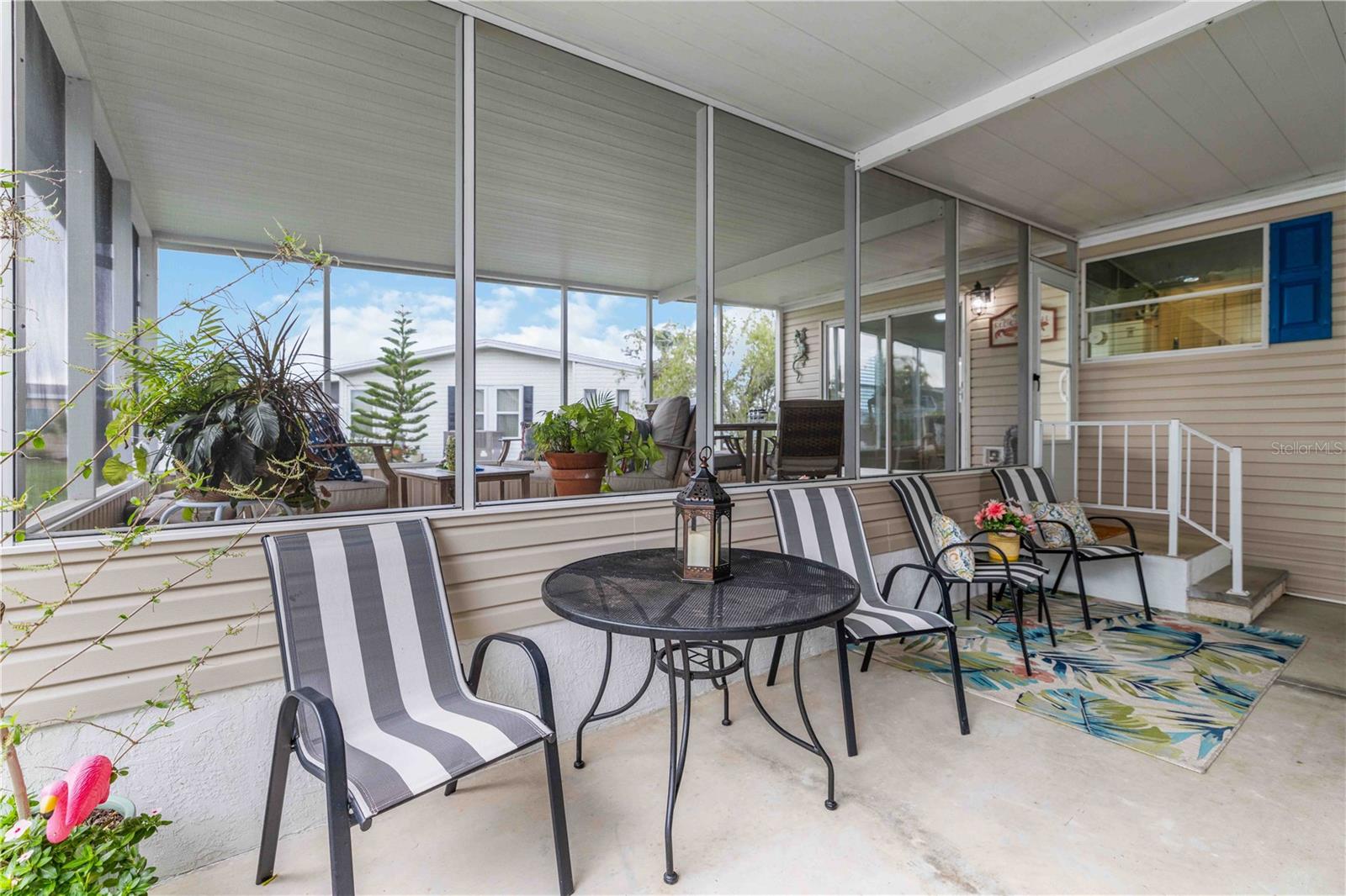 Image 21 of 33 For 8521 Countess Avenue Circle