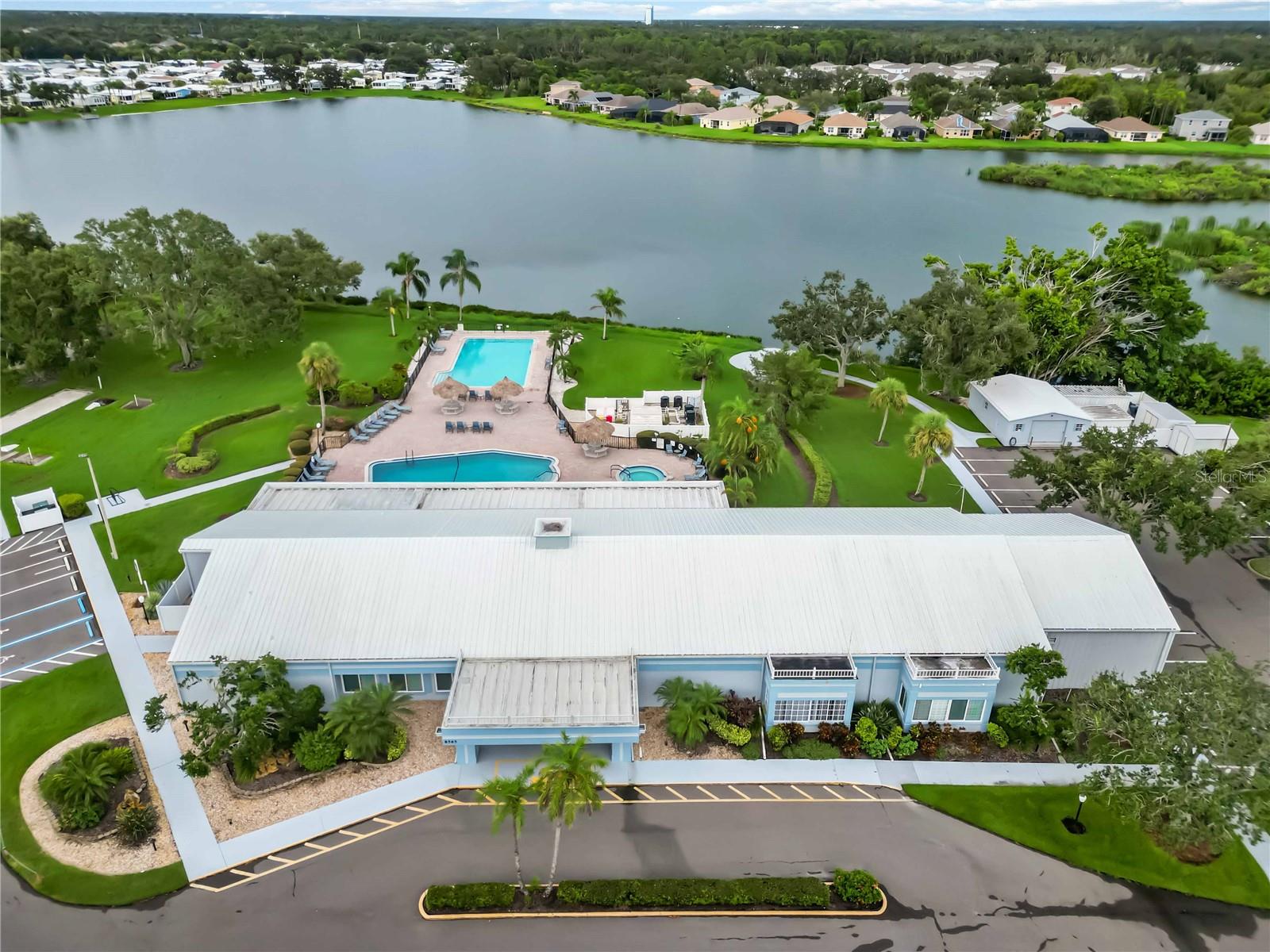 Image 26 of 33 For 8521 Countess Avenue Circle