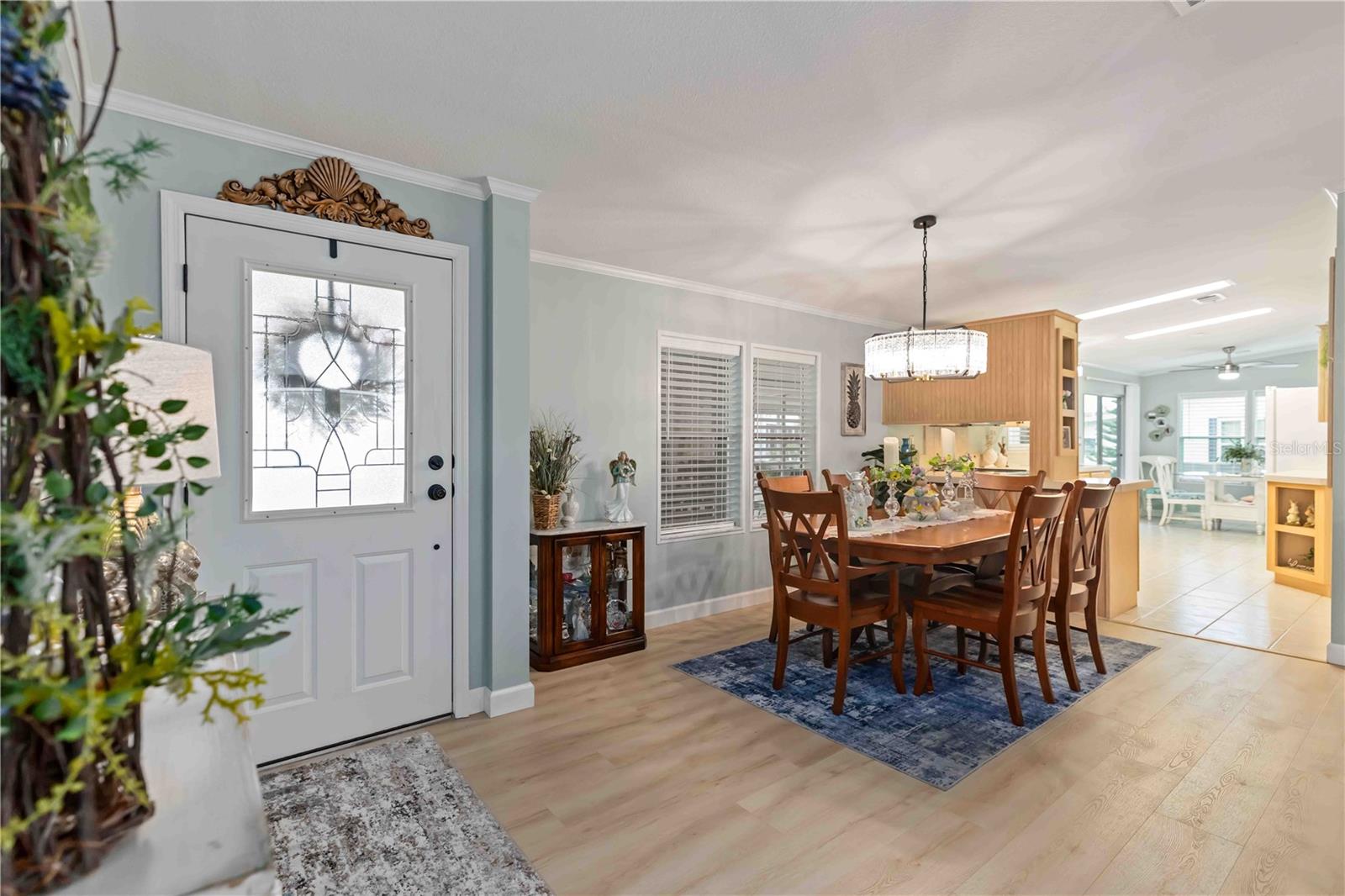 Image 6 of 33 For 8521 Countess Avenue Circle