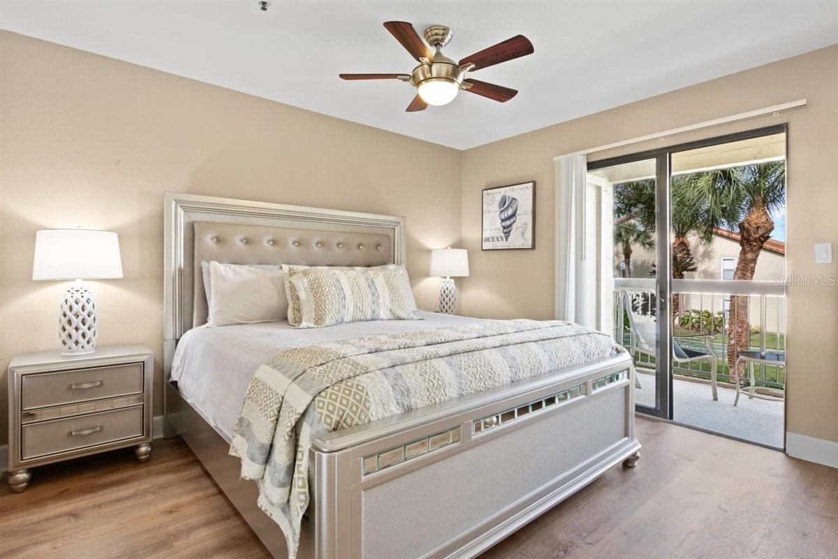 Image 7 of 16 For 4013 Crockers Lake Boulevard 26