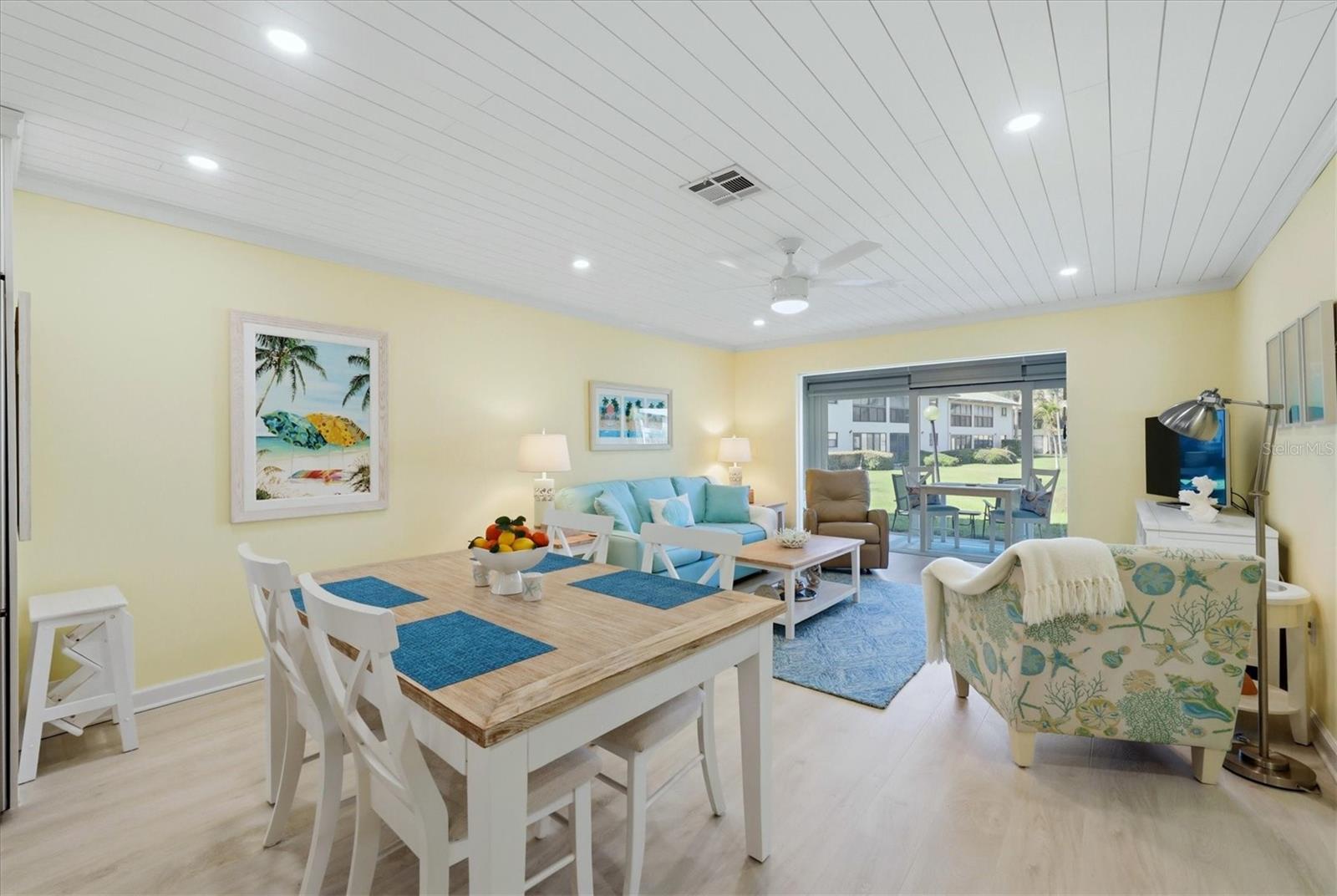 Image 14 of 46 For 380 Three Lakes Lane A