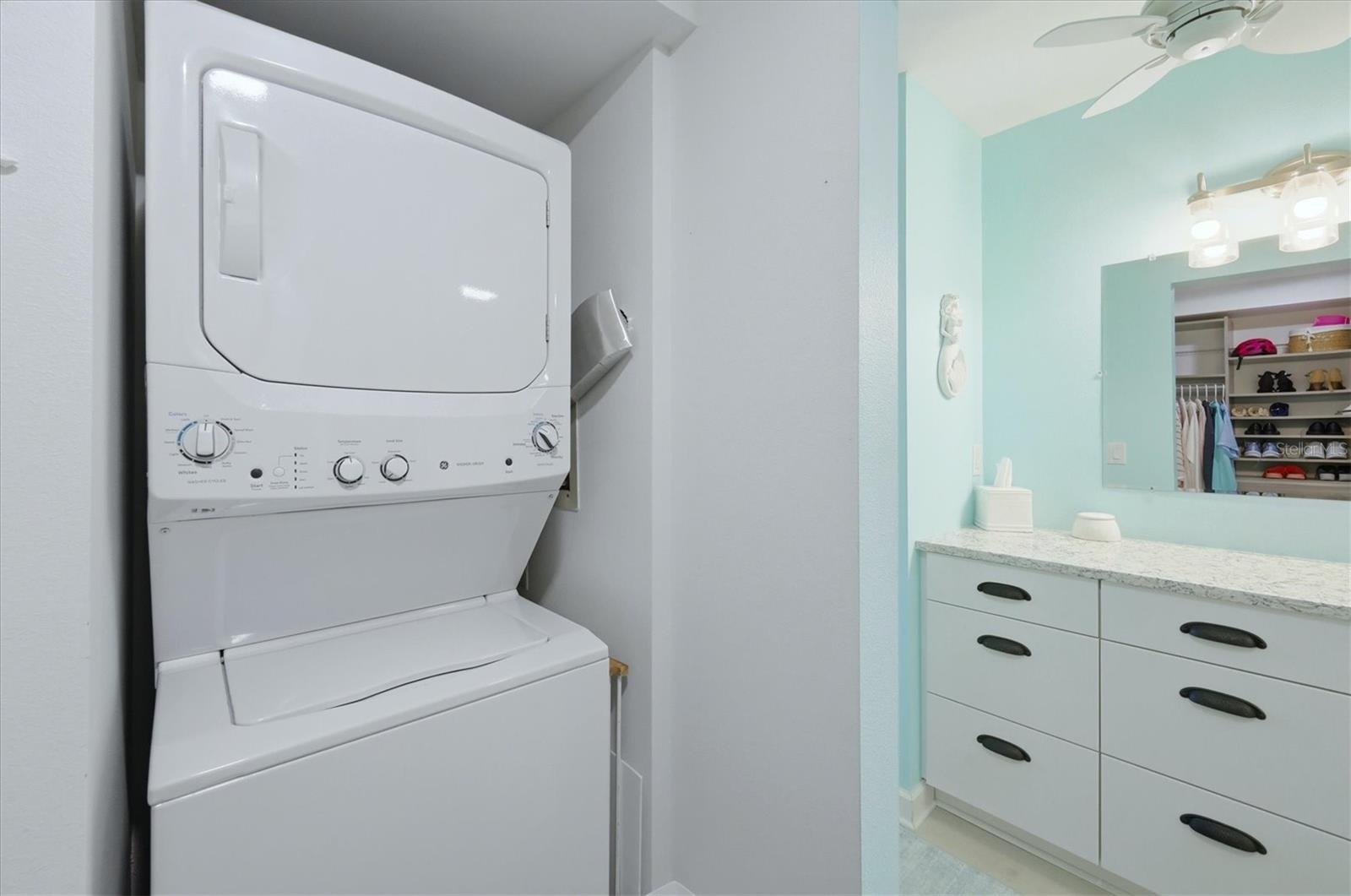 Image 27 of 46 For 380 Three Lakes Lane A