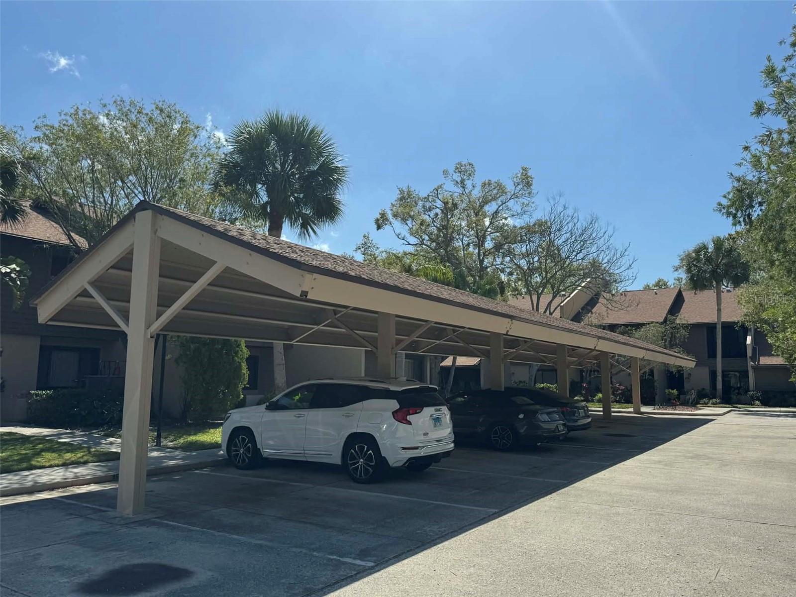 Image 5 of 32 For 950 Sunridge Drive G4