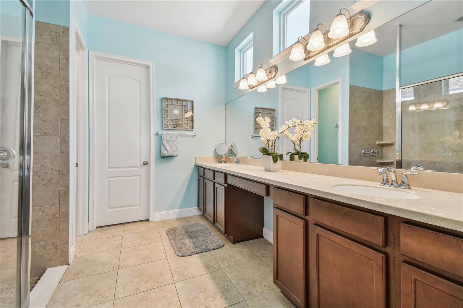 Image 39 of 72 For 11307 Quiet Forest Drive