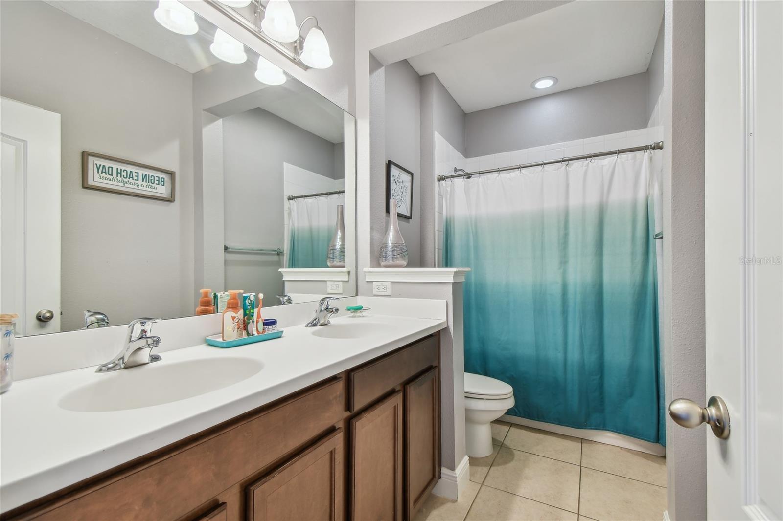 Image 50 of 72 For 11307 Quiet Forest Drive