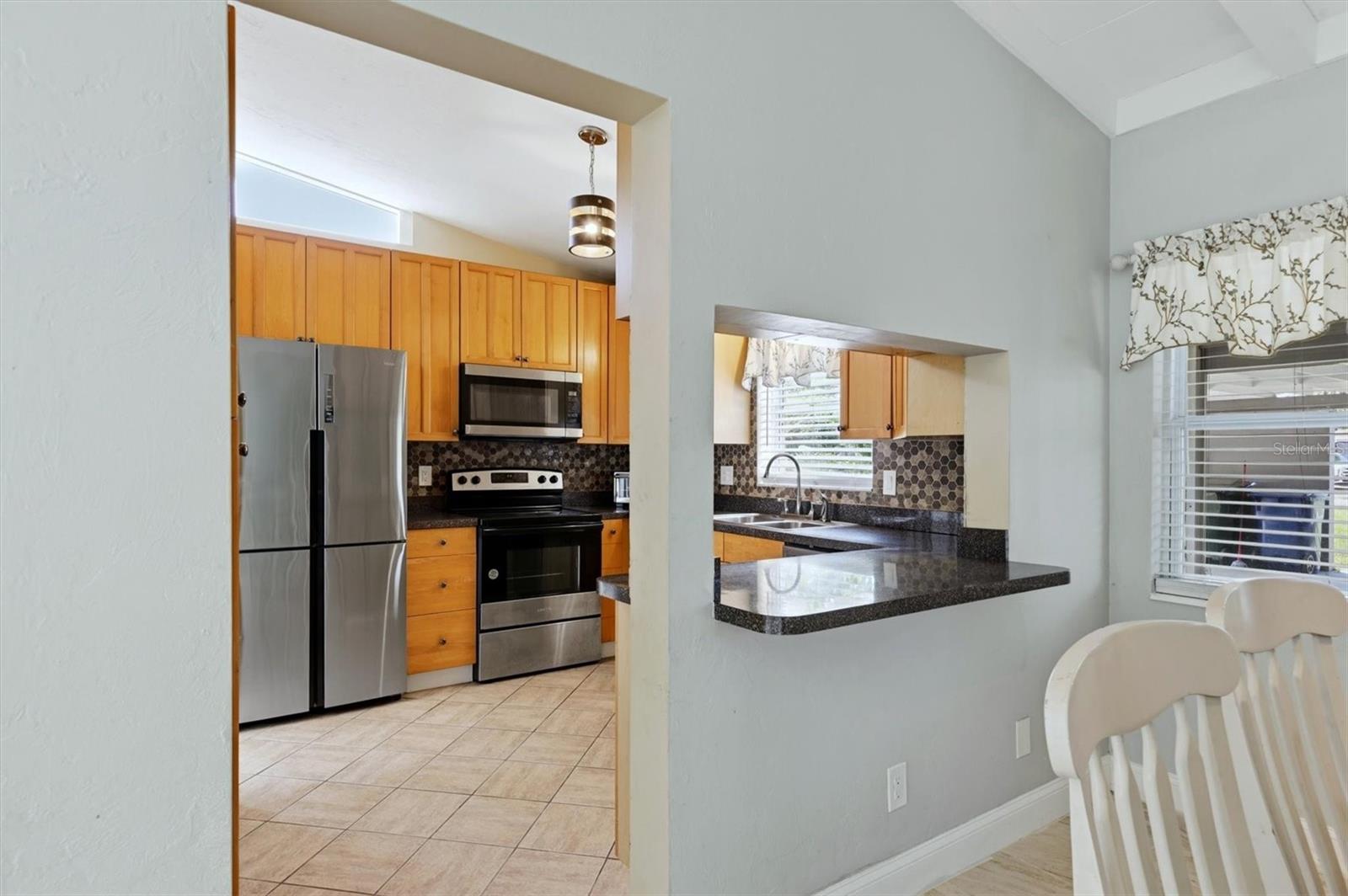 Image 19 of 51 For 3727 Dover Drive