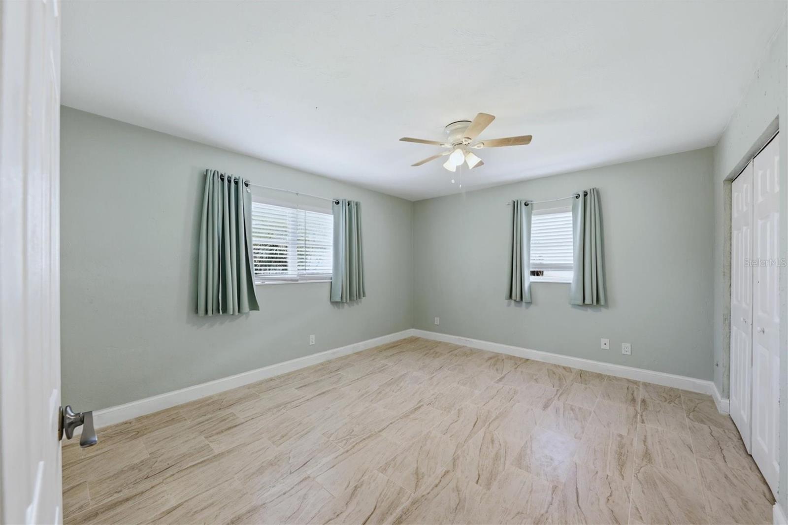 Image 29 of 51 For 3727 Dover Drive