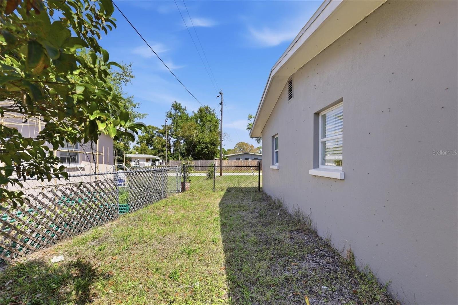 Image 44 of 51 For 3727 Dover Drive