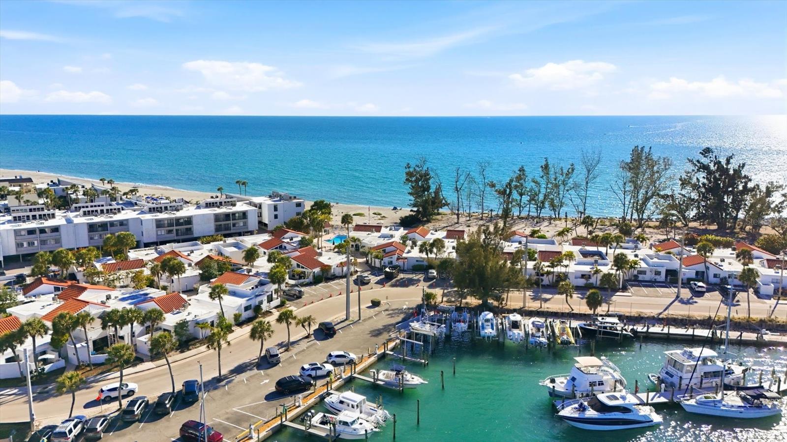 Image 11 of 64 For 1585 Tarpon Center Drive 29