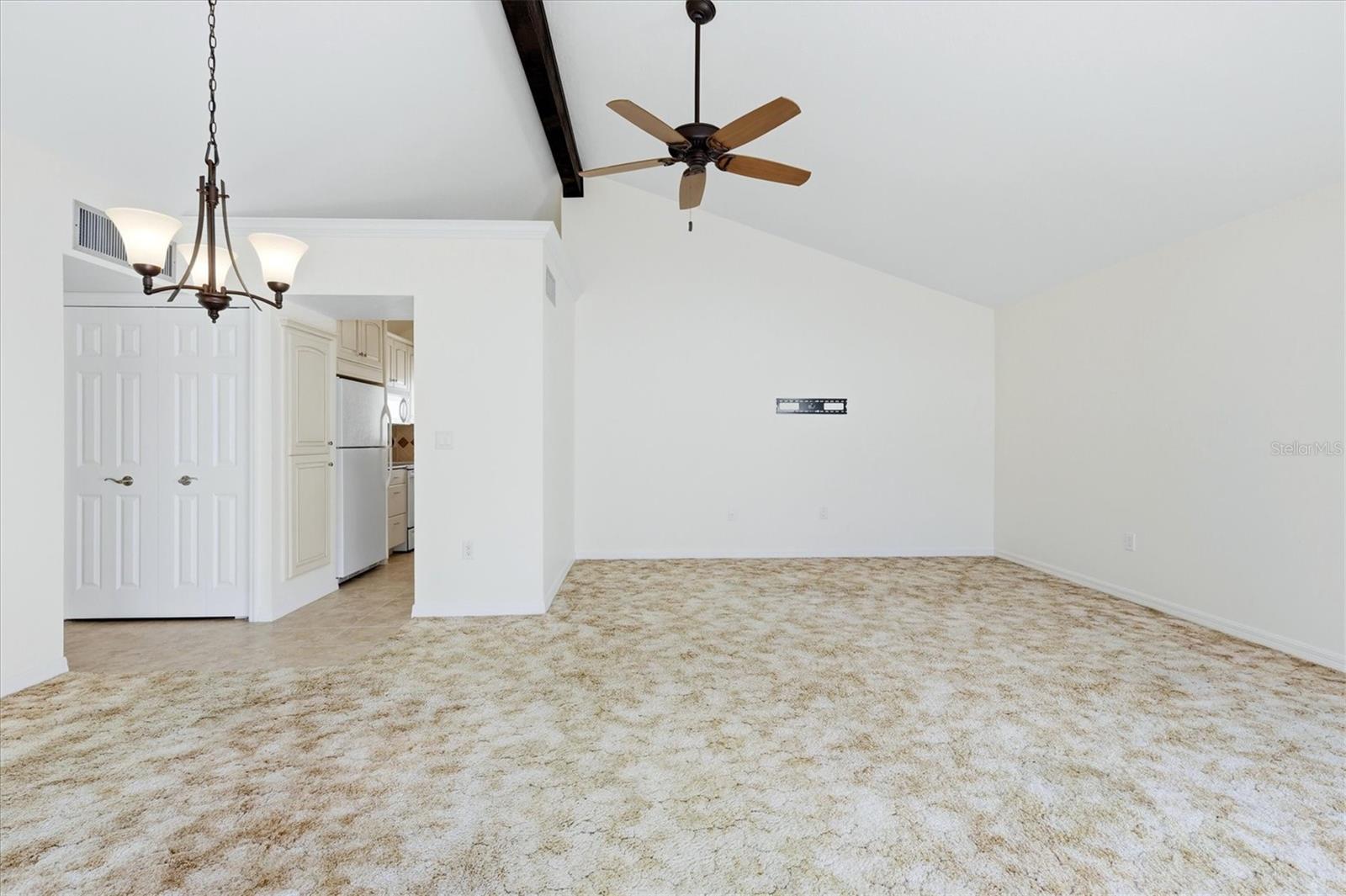 Image 14 of 64 For 1585 Tarpon Center Drive 29