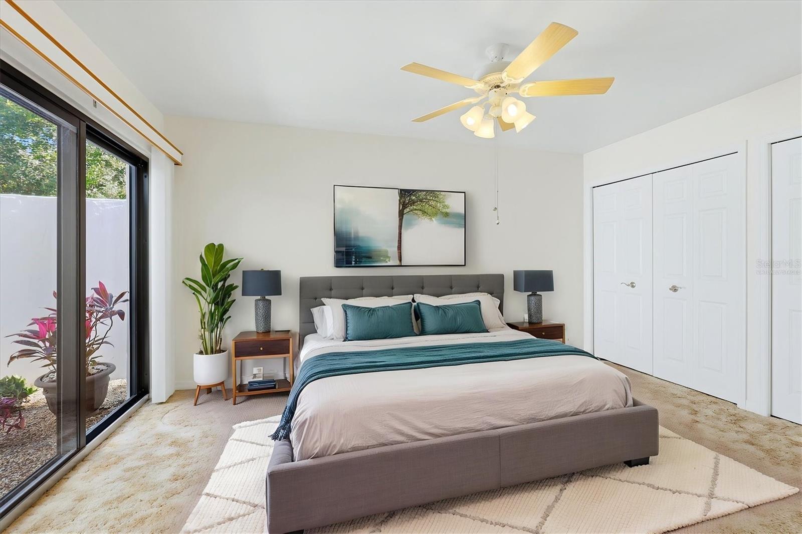 Image 24 of 64 For 1585 Tarpon Center Drive 29