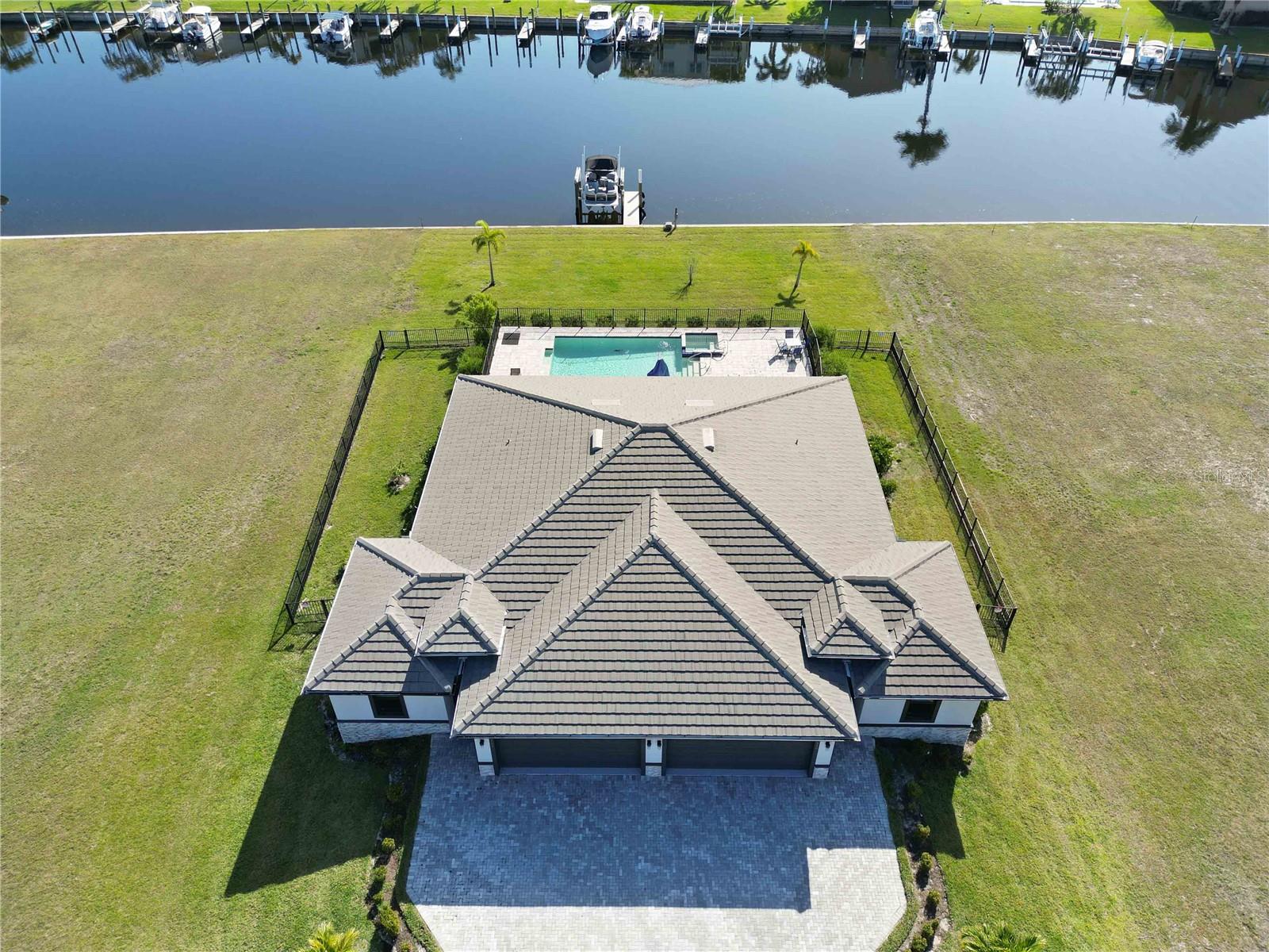 Details for 3240 Wood Thrush Drive 111 & 112, PUNTA GORDA, FL 33950