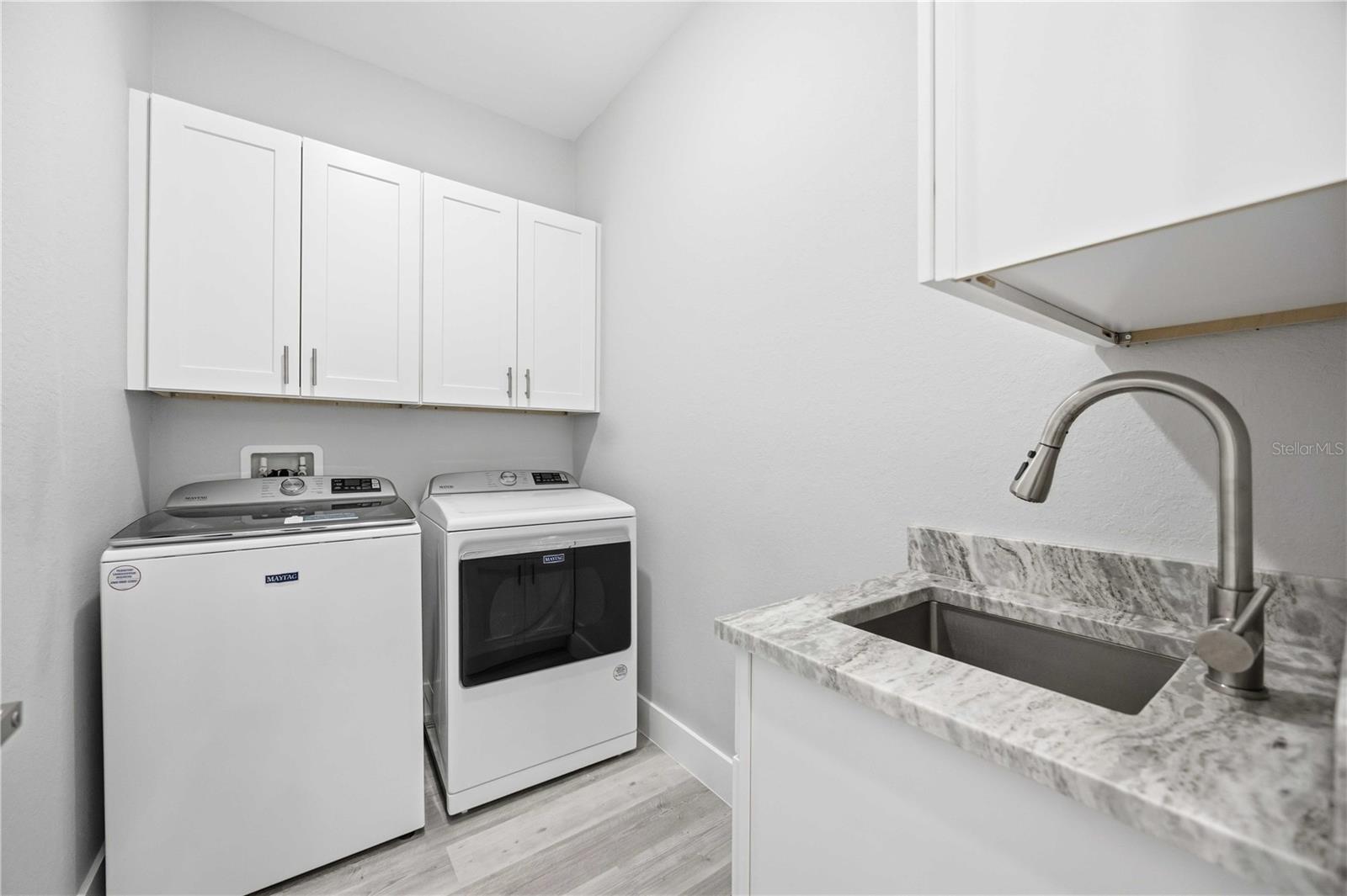 Image 21 of 60 For 3240 Wood Thrush Drive 111 & 112