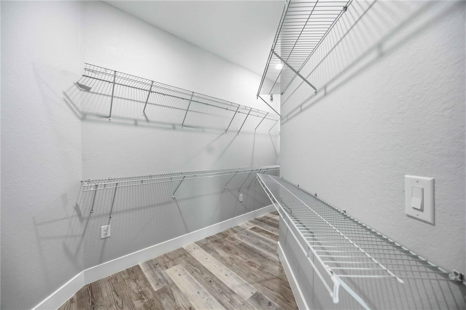 Image 22 of 60 For 3240 Wood Thrush Drive 111 & 112