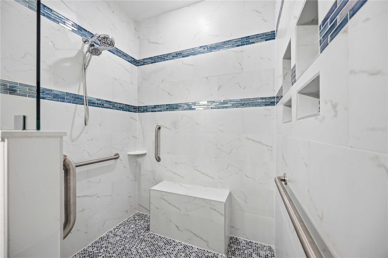 Image 26 of 60 For 3240 Wood Thrush Drive 111 & 112