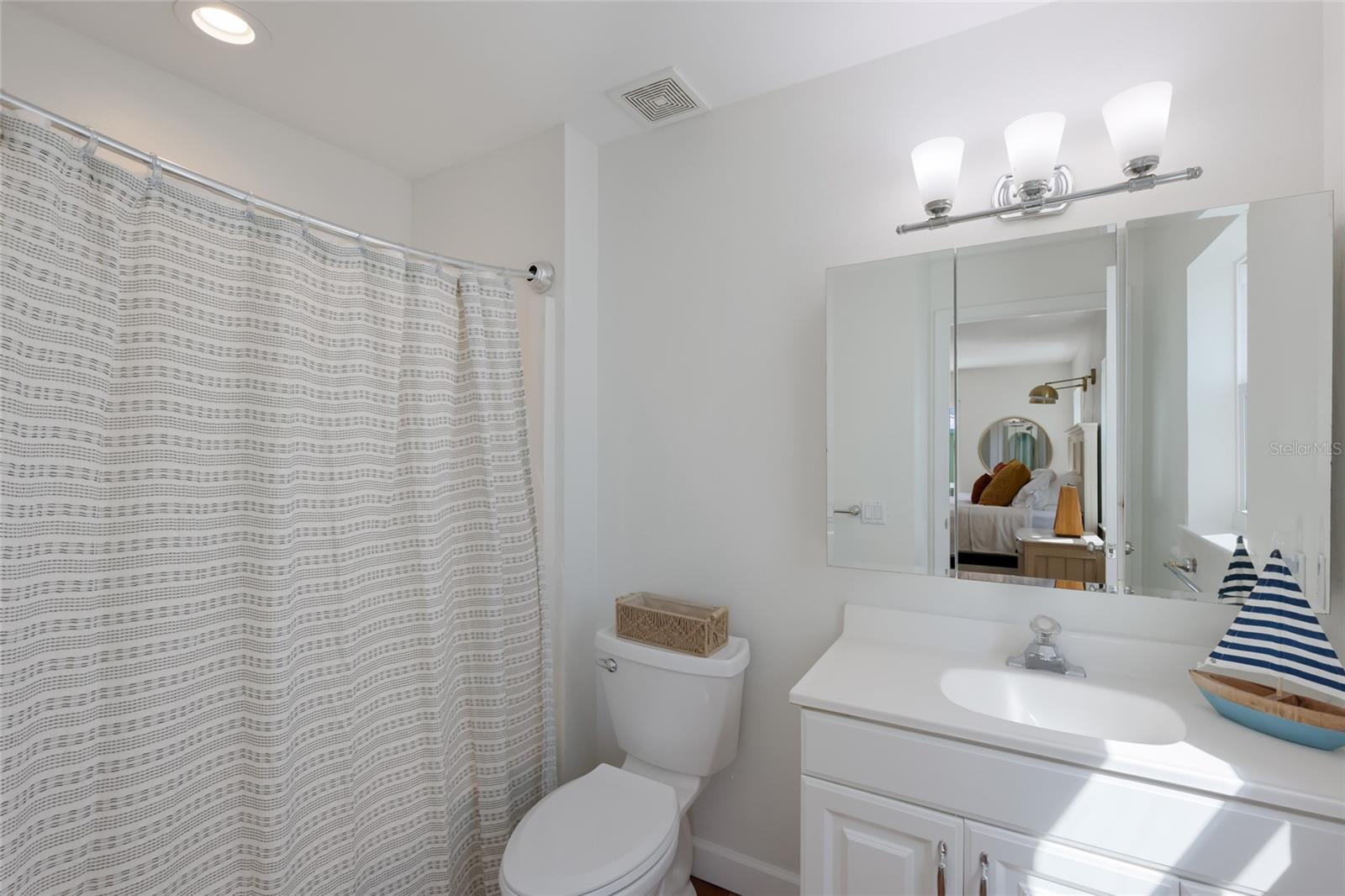 Image 24 of 60 For 2412 Avenue B