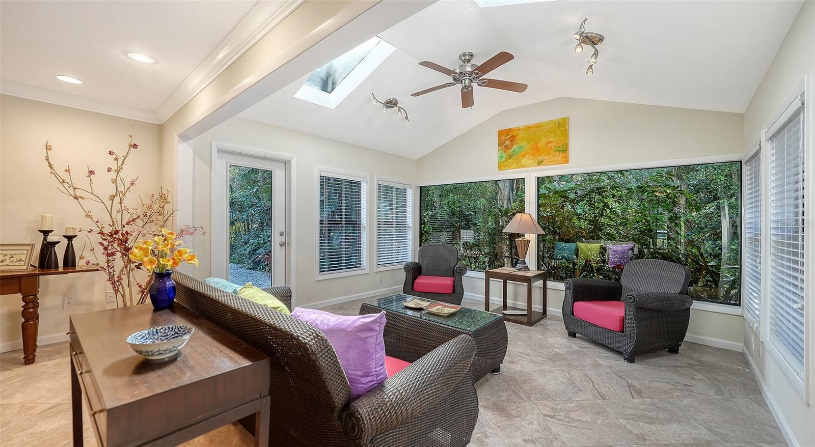 Image 13 of 41 For 5345 Siesta Court