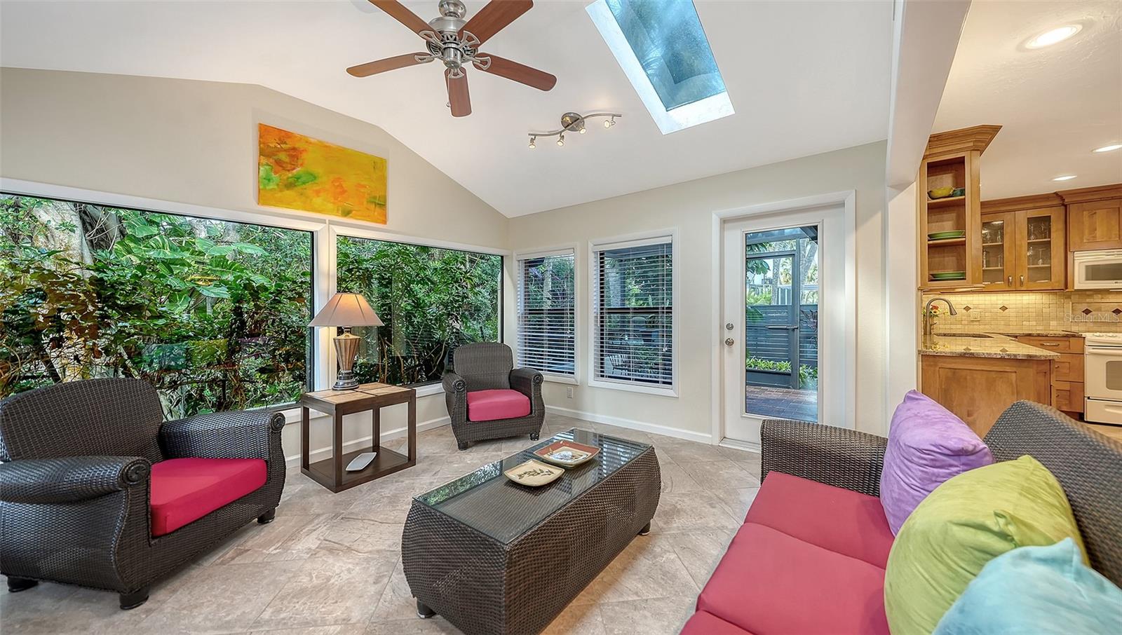 Image 14 of 41 For 5345 Siesta Court