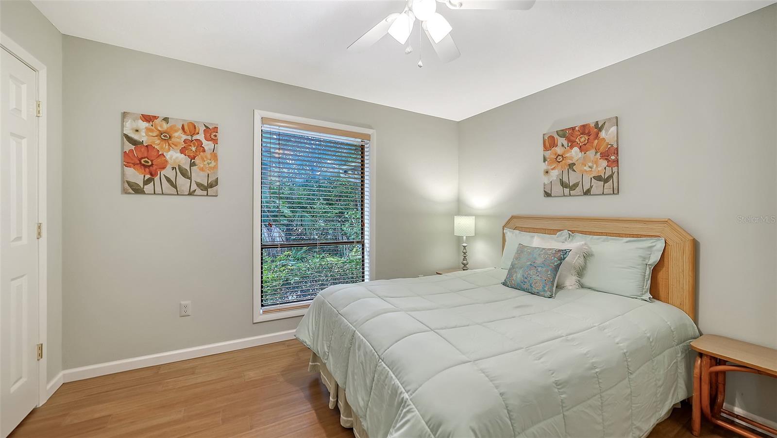 Image 20 of 41 For 5345 Siesta Court