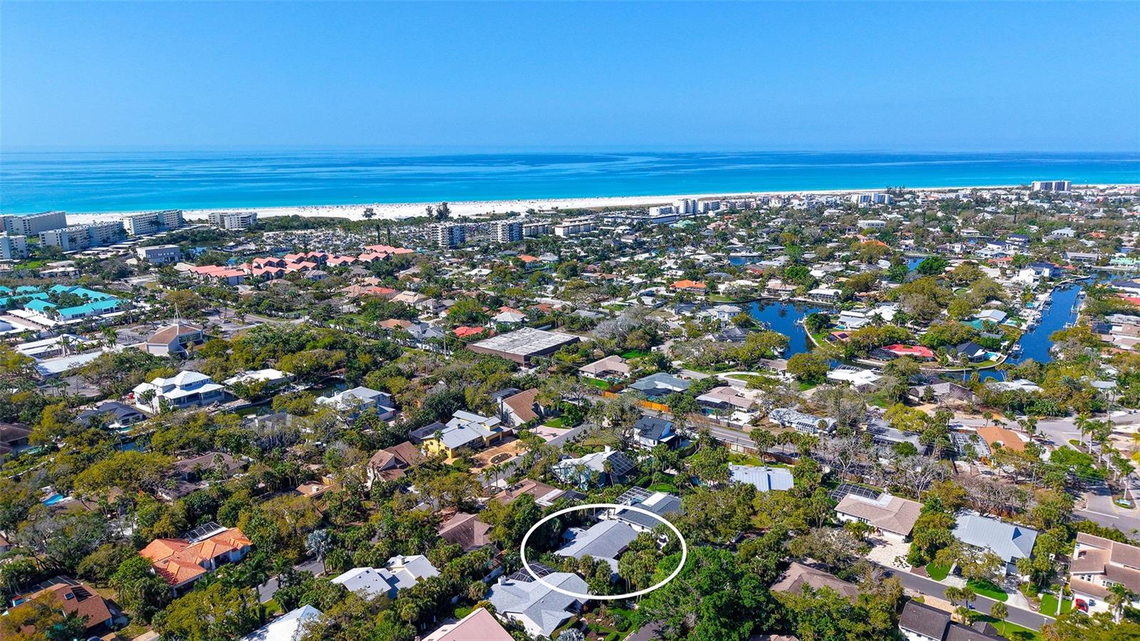 Image 3 of 41 For 5345 Siesta Court