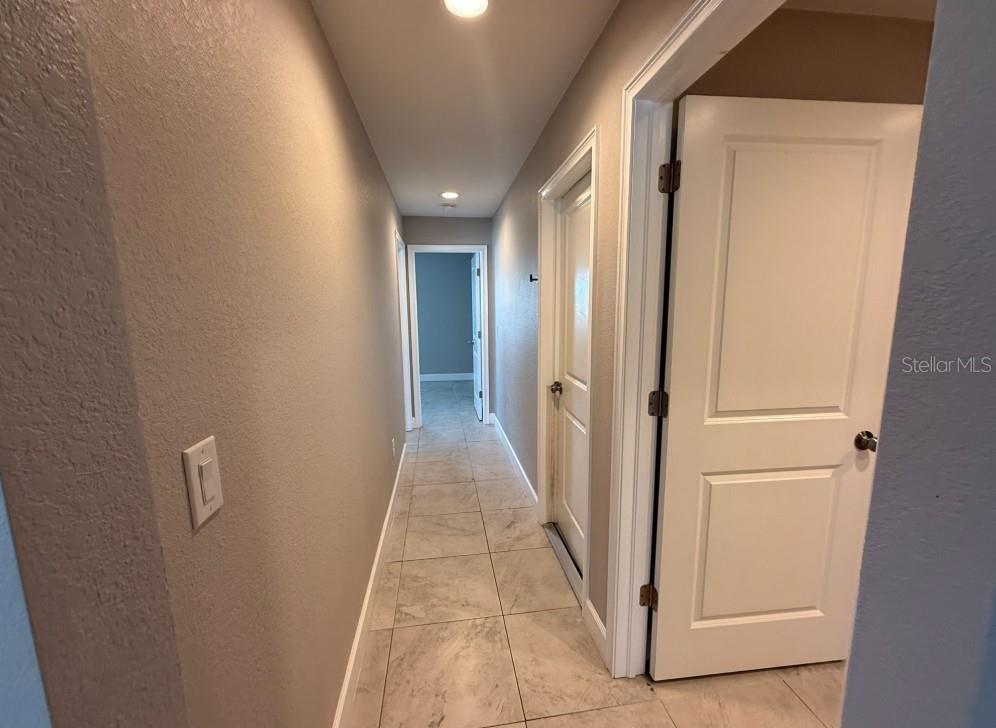 Image 6 of 13 For 113 Boundary Boulevard 2