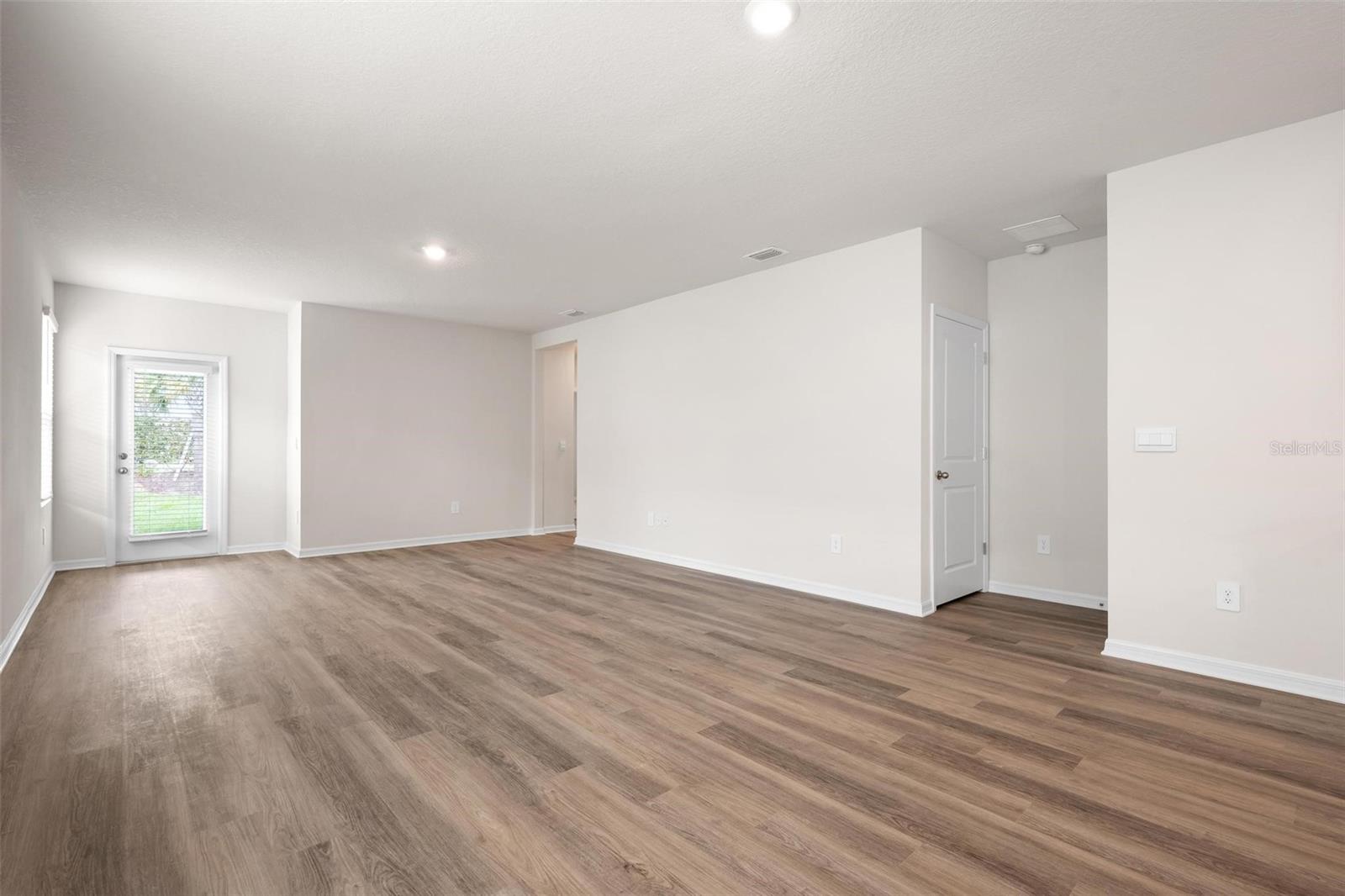 Image 10 of 48 For 3218 Bitterroot Lane