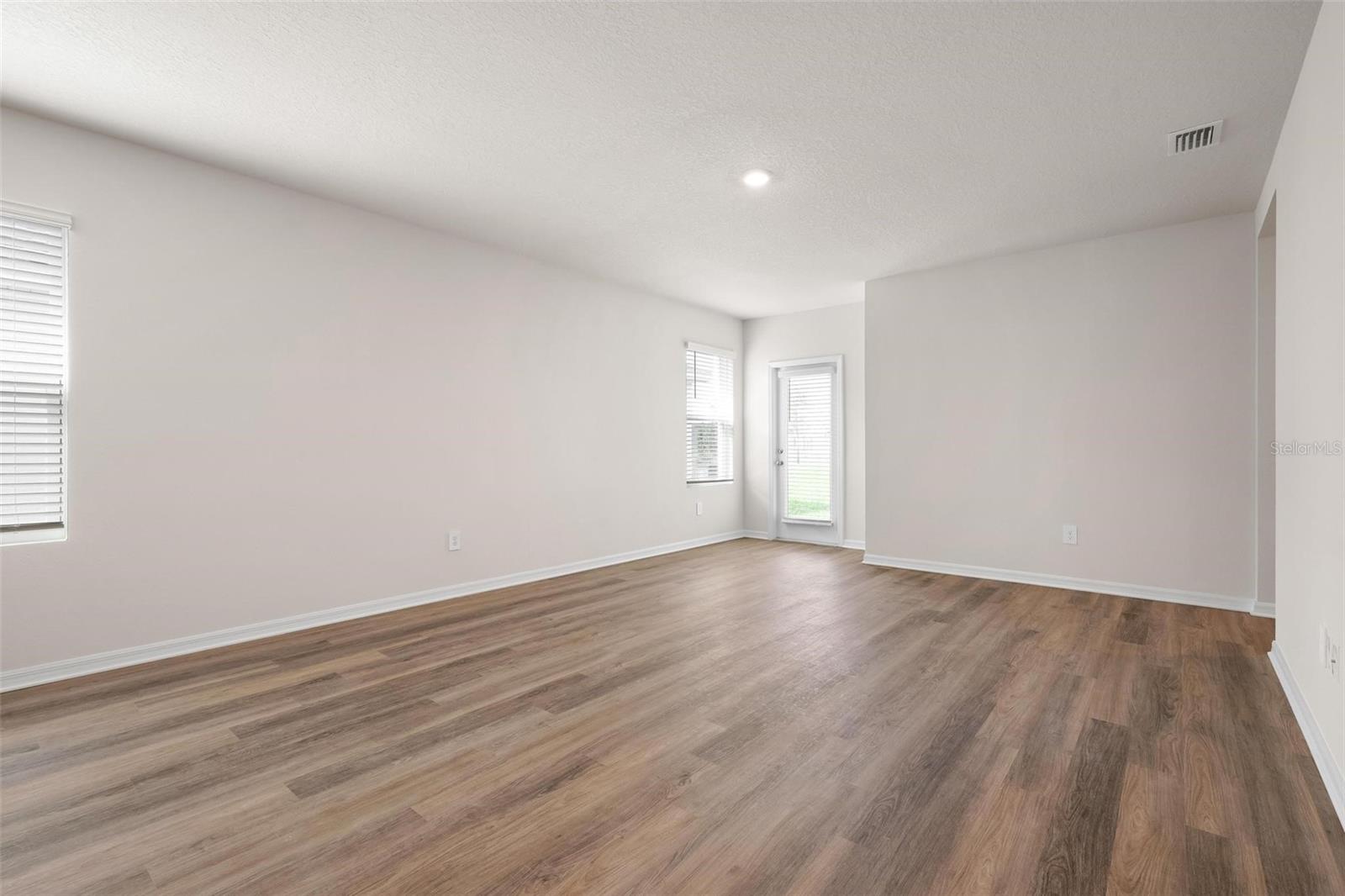 Image 11 of 48 For 3218 Bitterroot Lane