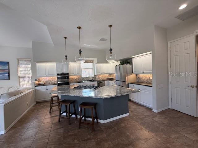 Image 4 of 7 For 7515 Eaton Court