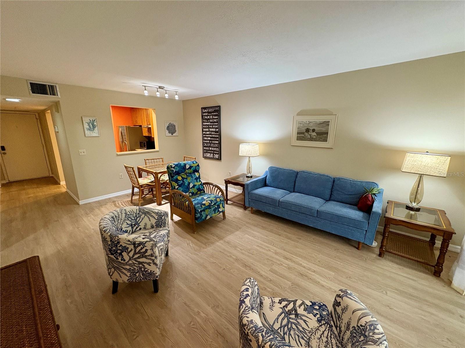 Image 12 of 26 For 378 Springdale Drive 378