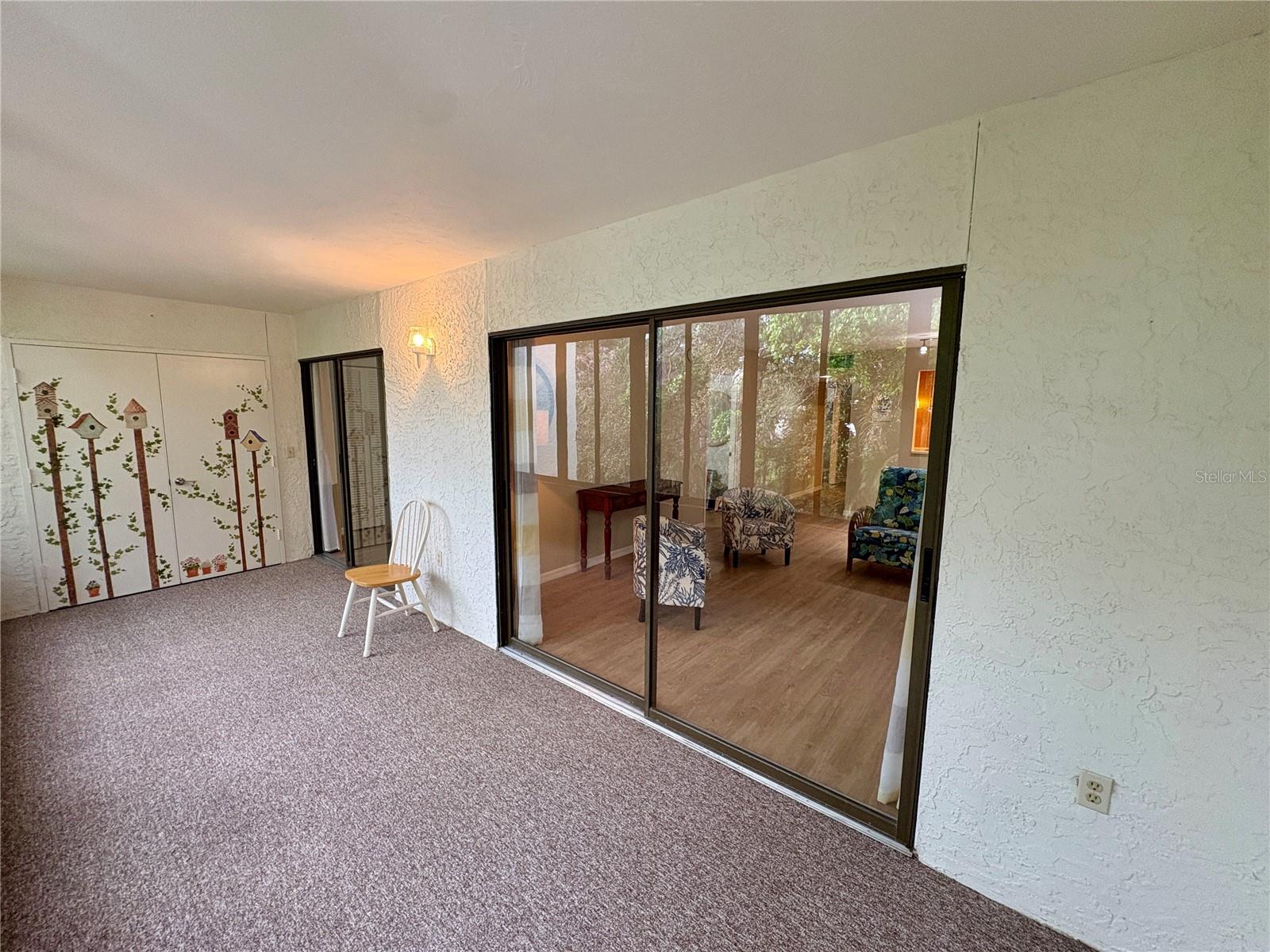 Image 13 of 26 For 378 Springdale Drive 378