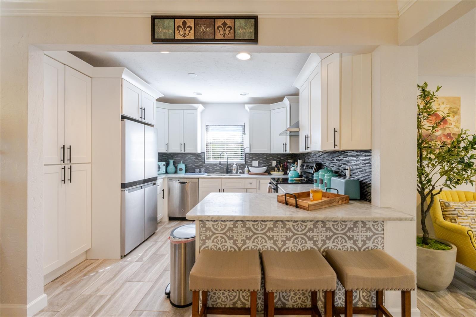 Image 17 of 49 For 4925 Remington Drive