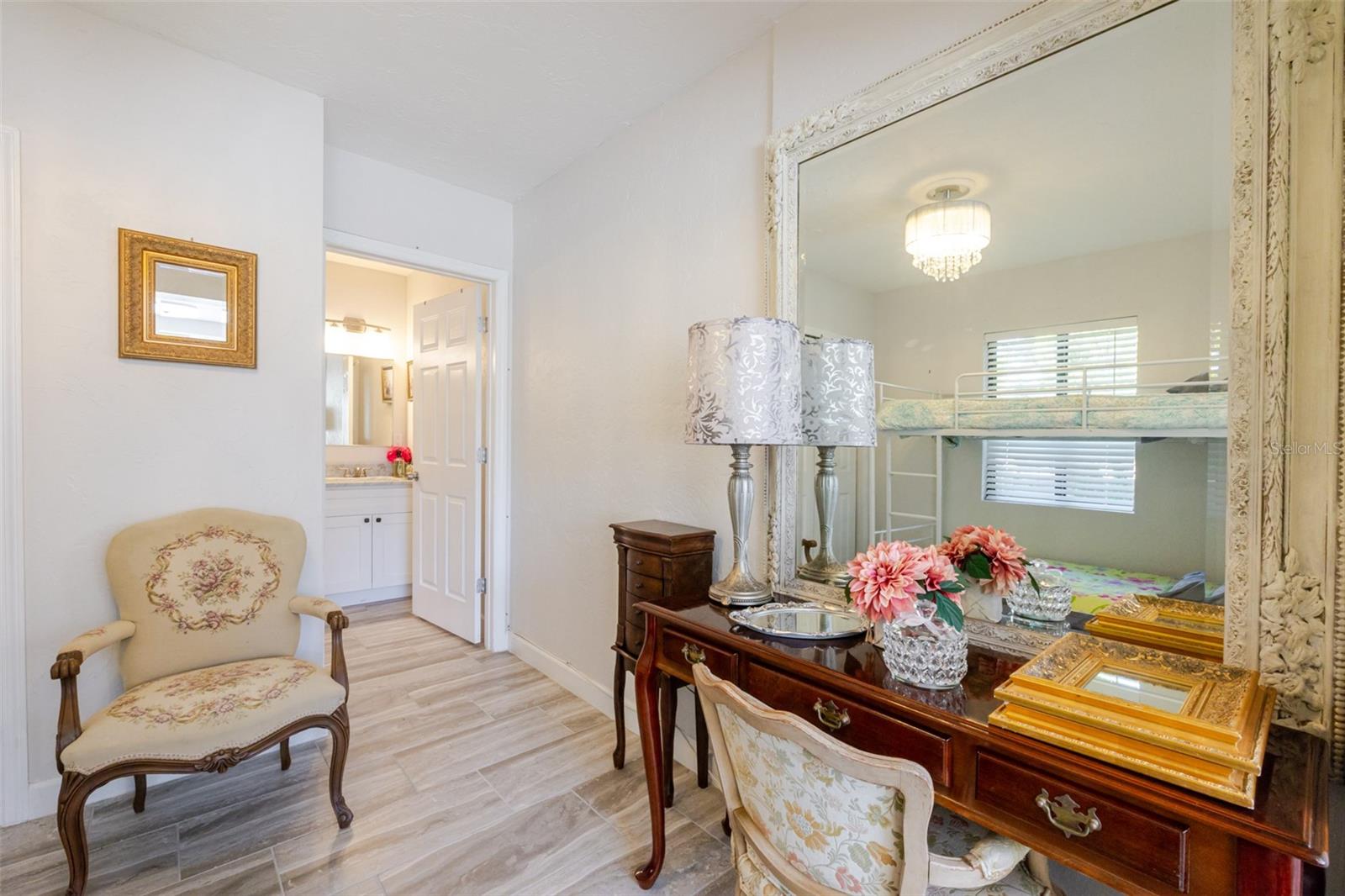 Image 25 of 49 For 4925 Remington Drive