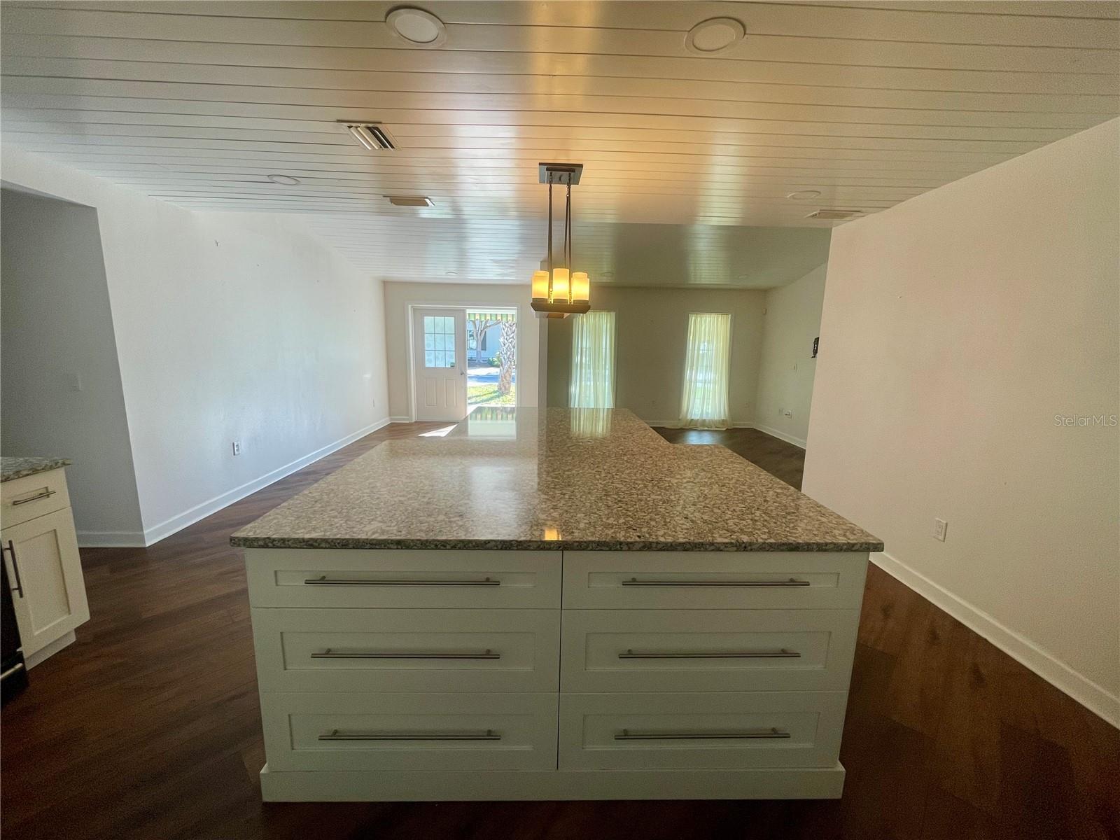 Image 9 of 41 For 1330 Jefferson Avenue