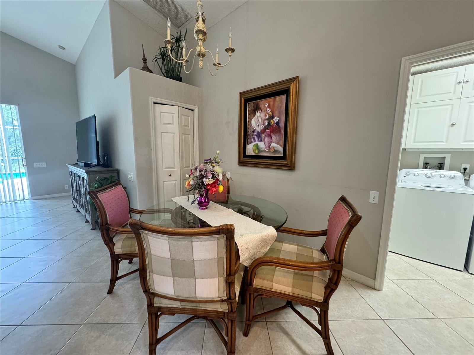 Image 14 of 46 For 6514 Deerberry Court