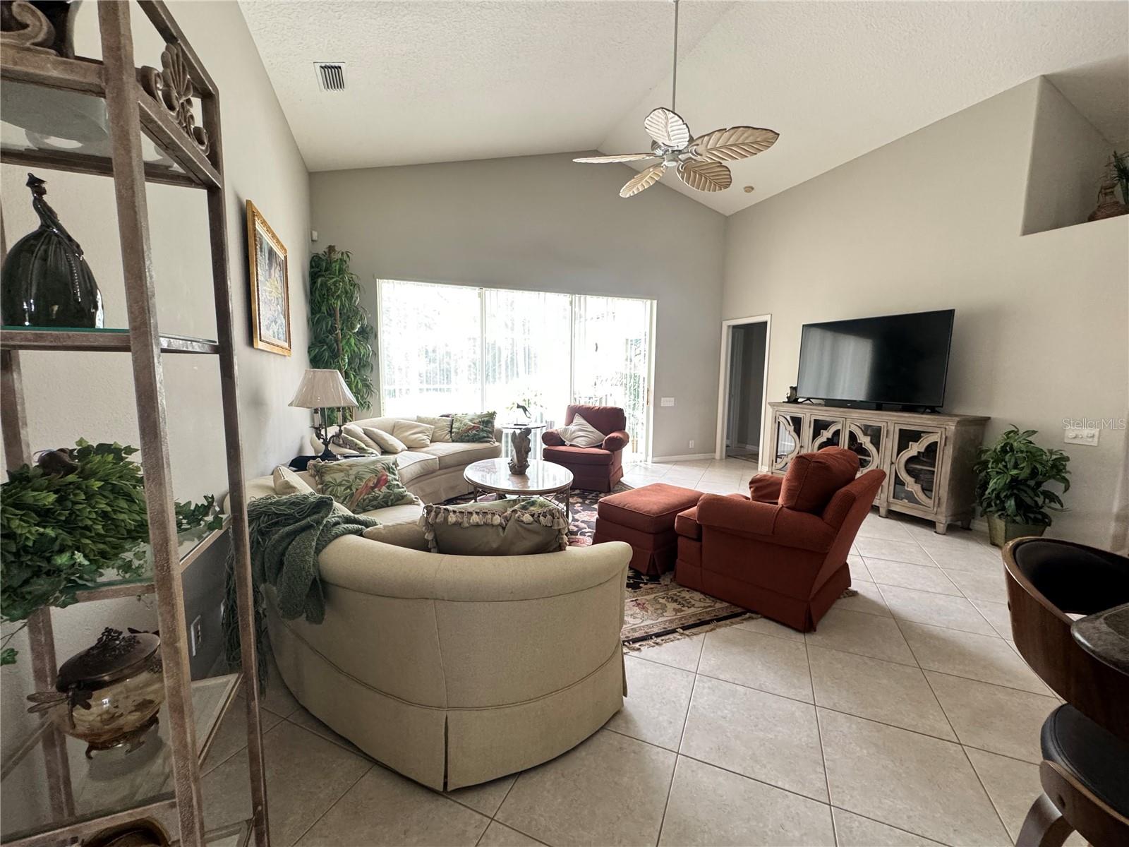 Image 16 of 46 For 6514 Deerberry Court