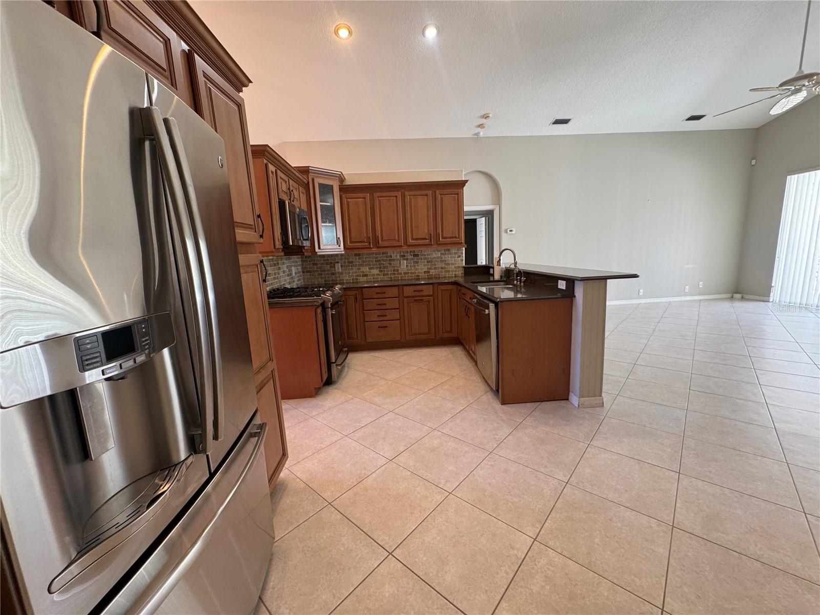 Image 18 of 46 For 6514 Deerberry Court