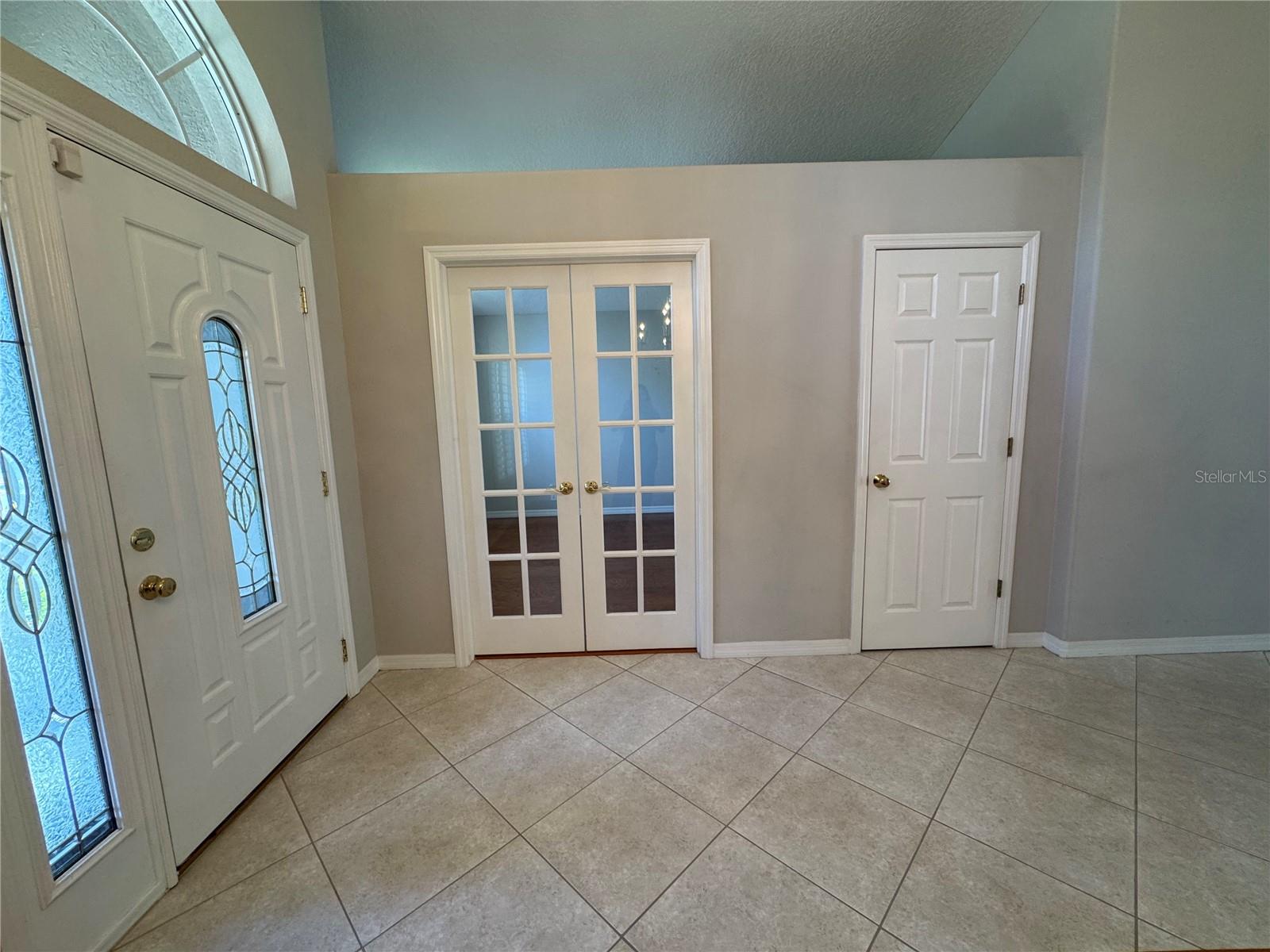 Image 25 of 46 For 6514 Deerberry Court