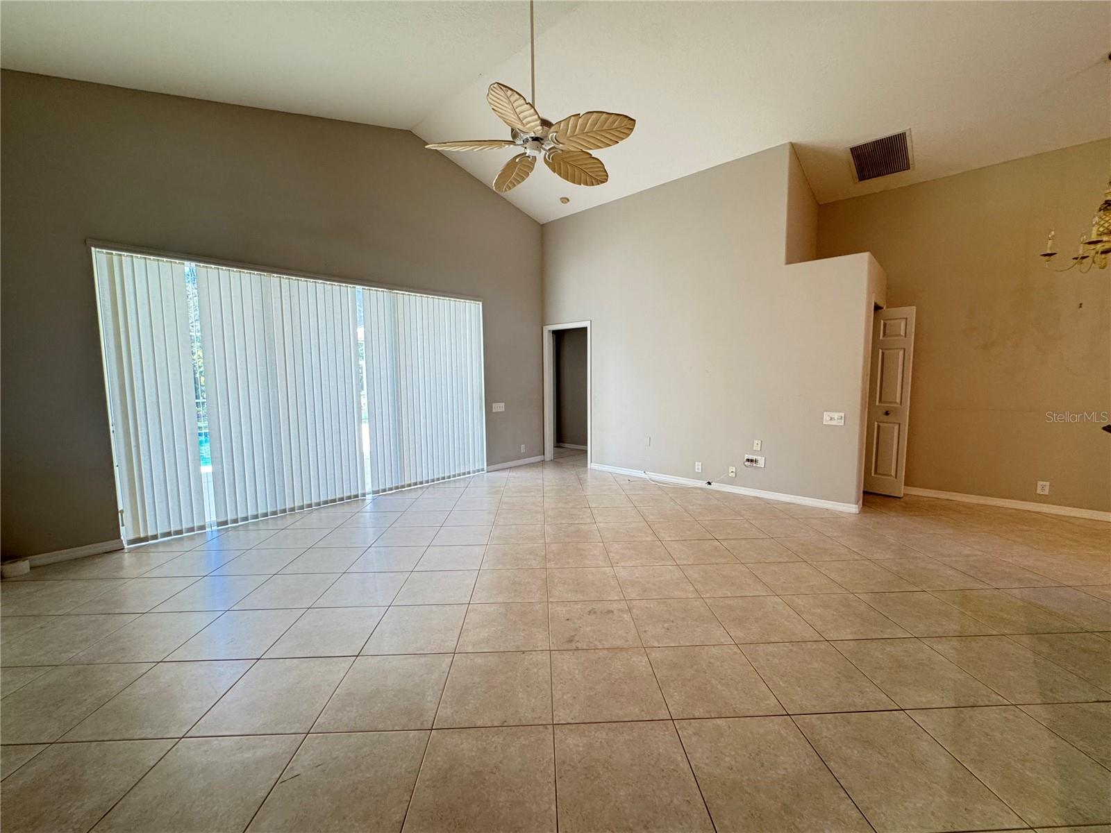 Image 37 of 46 For 6514 Deerberry Court