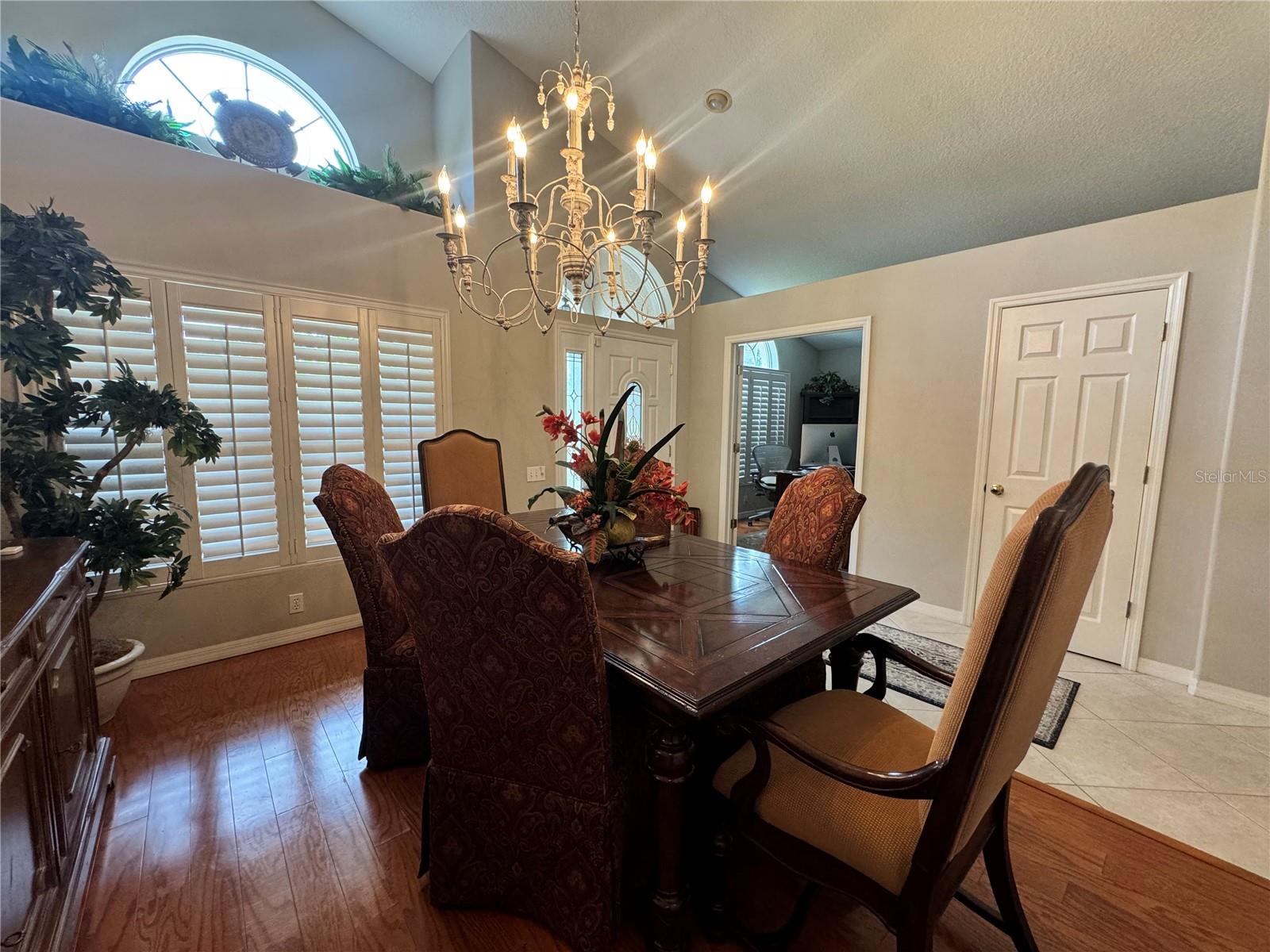 Image 5 of 46 For 6514 Deerberry Court