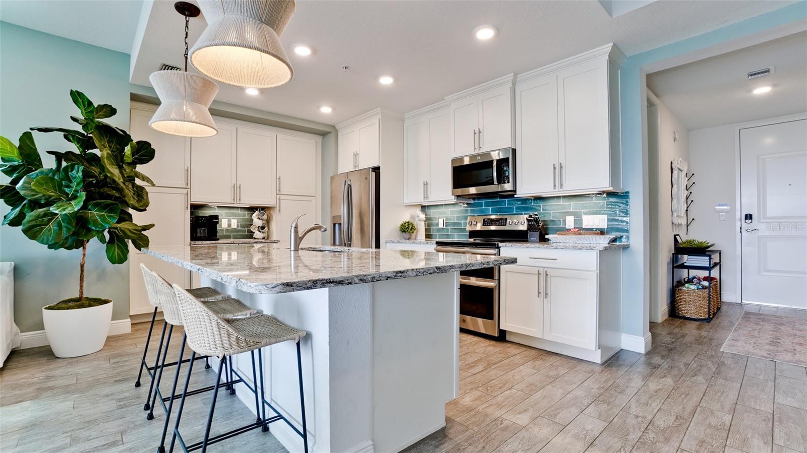 Image 20 of 66 For 379 Aruba Circle 303