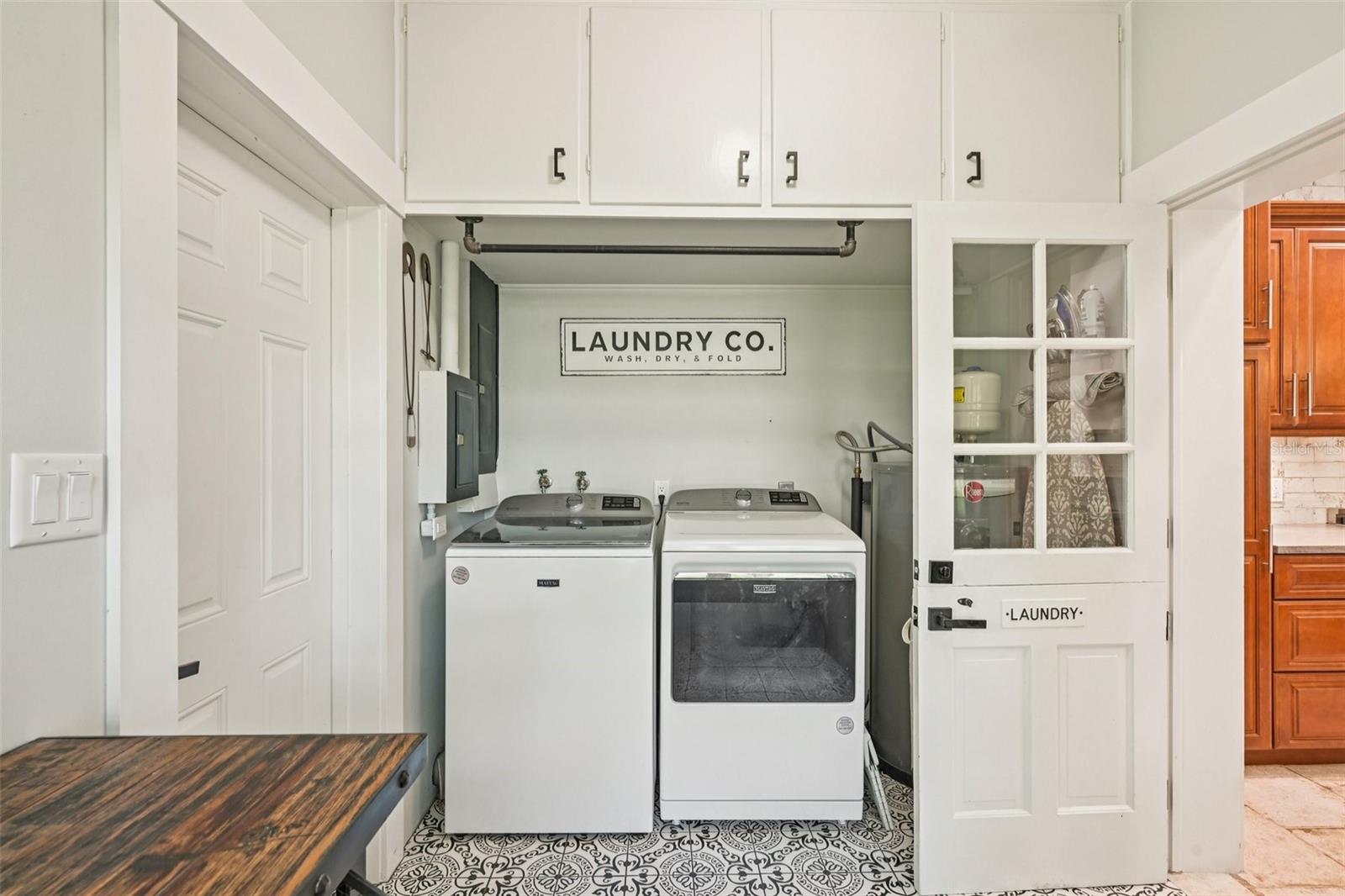 Image 28 of 60 For 207 23rd Street W