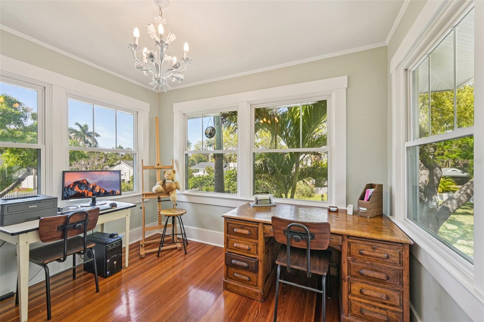 Image 41 of 60 For 207 23rd Street W