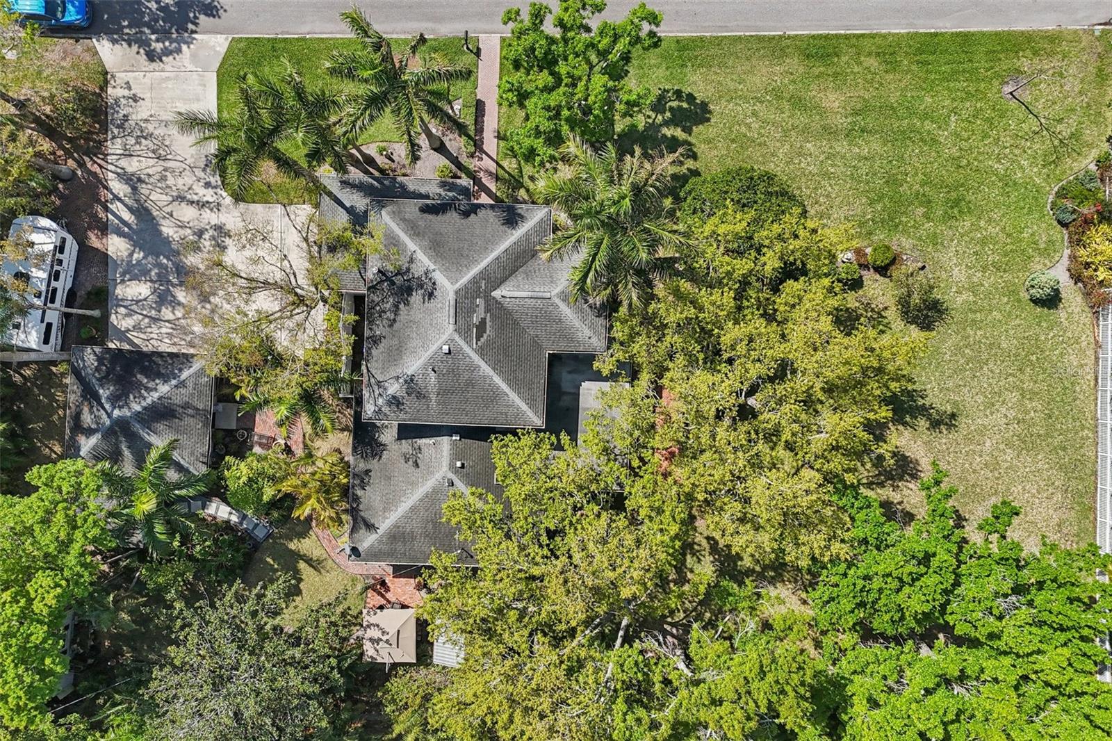 Image 58 of 60 For 207 23rd Street W