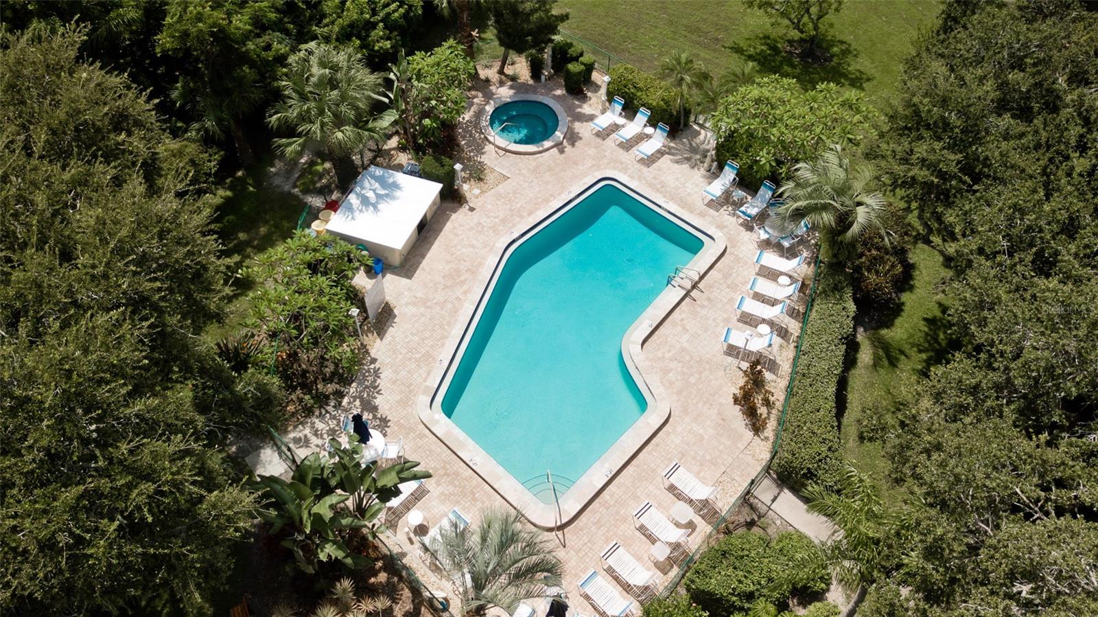 Image 3 of 28 For 542 542 Lakeside Drive 542