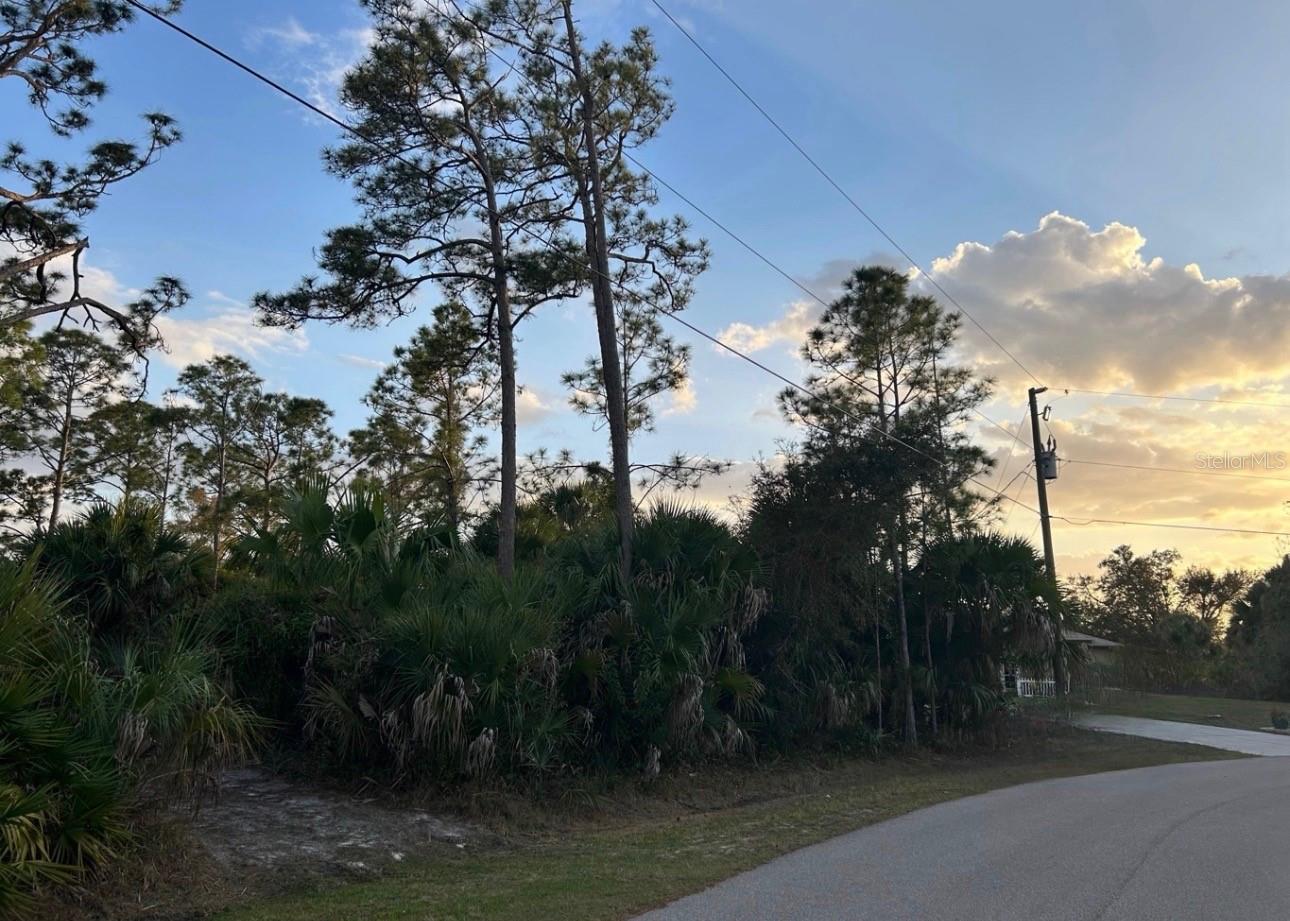 Image 5 of 5 For Oakland Road